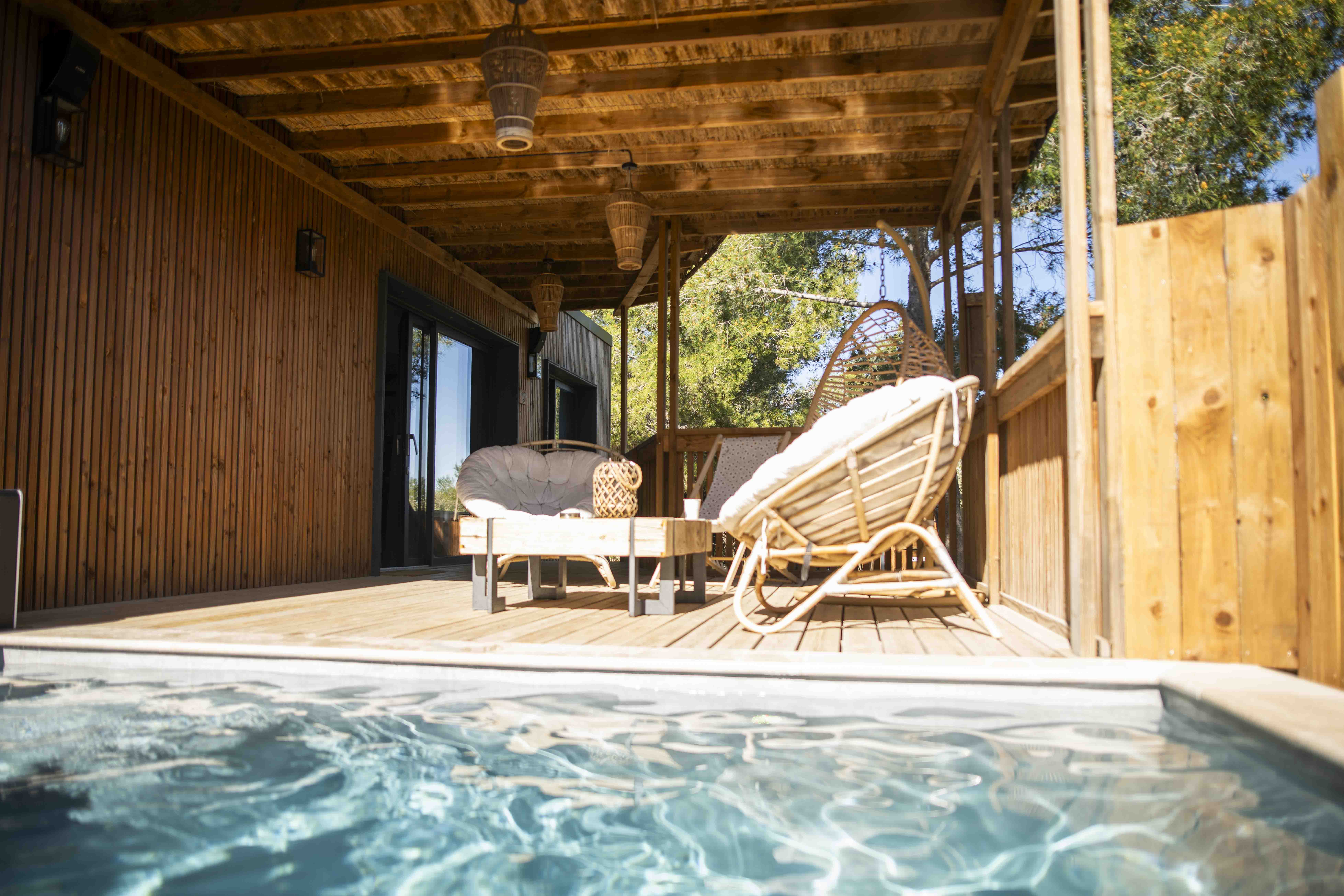 Villa XXL Safari — Cabane sur pilotis avec piscine à Gard à Alès — vue intérieure