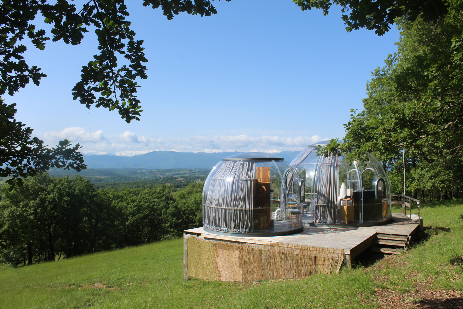 Bulle face aux Pyrénées ! — Nuit insolite avec spa à Haute-Garonne — Bulle à Toulouse