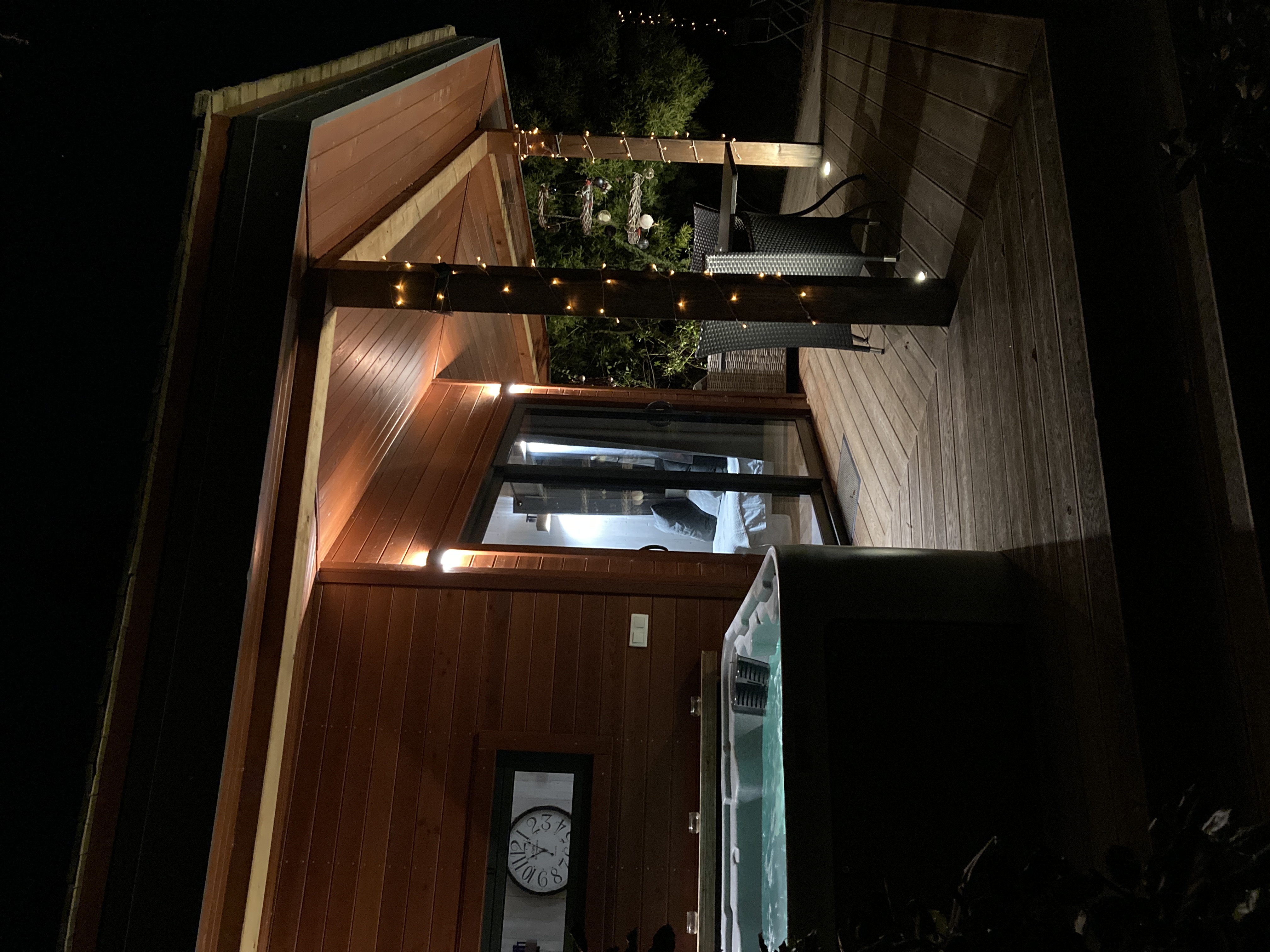 Cabane Spa du Potager : une évasion sensorielle en Occitanie à Villarzel Du Razès — salle de bain