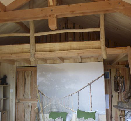 Cabane Castor — Cabane sur pilotis avec vue imprenable à Lozère à Mende — vue intérieure