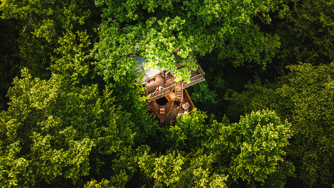 Cabane « Cabane Spa Apesanteur : une évasion dans les arbres » — Joncherey (Territoire de Belfort)