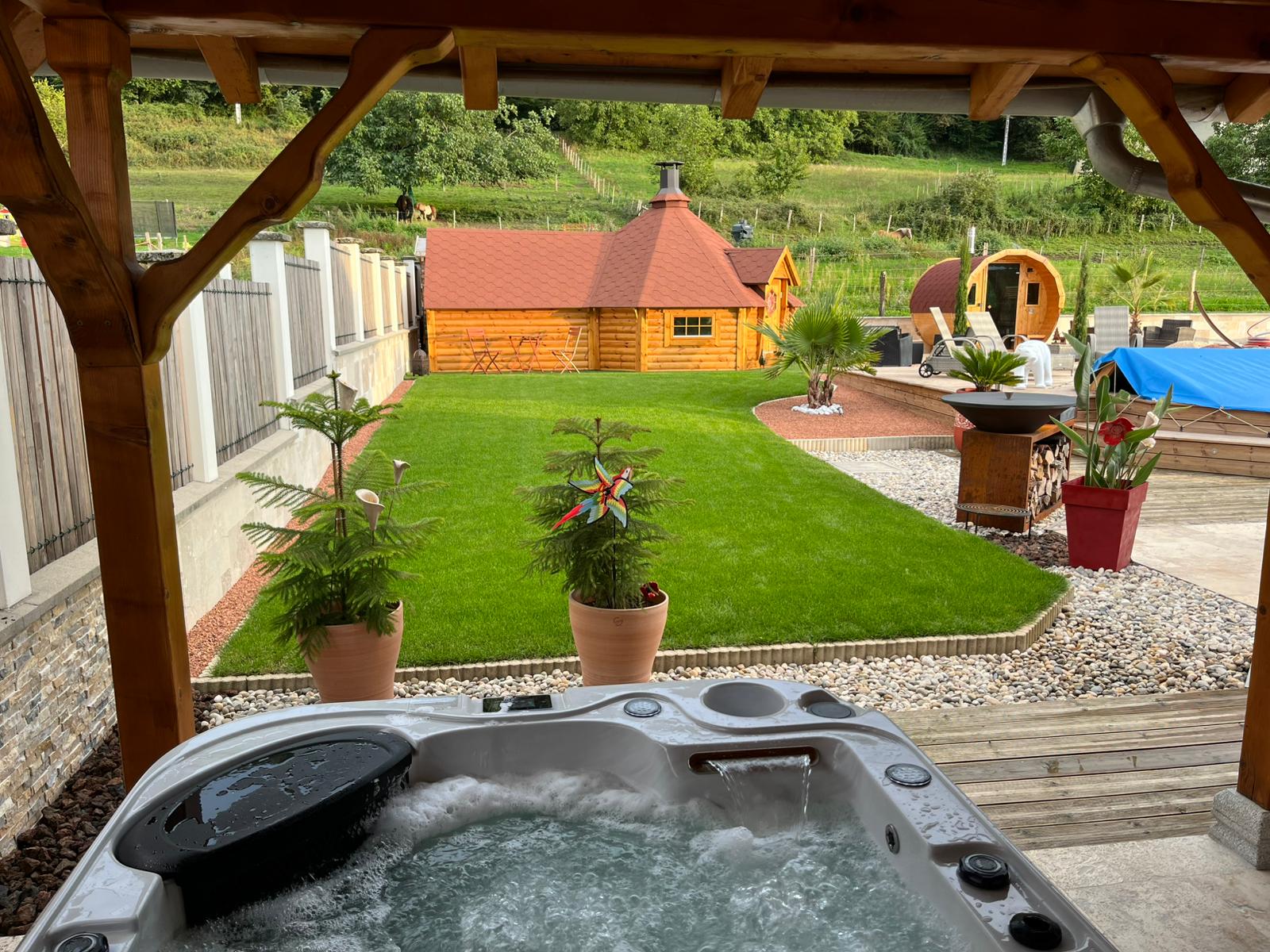COSY TRIP Kota finlandais — Détente avec spa au pied de la Chartreuse