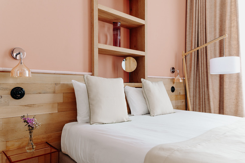 Chambre double classique — Expérience immersive avec spa à Hérault