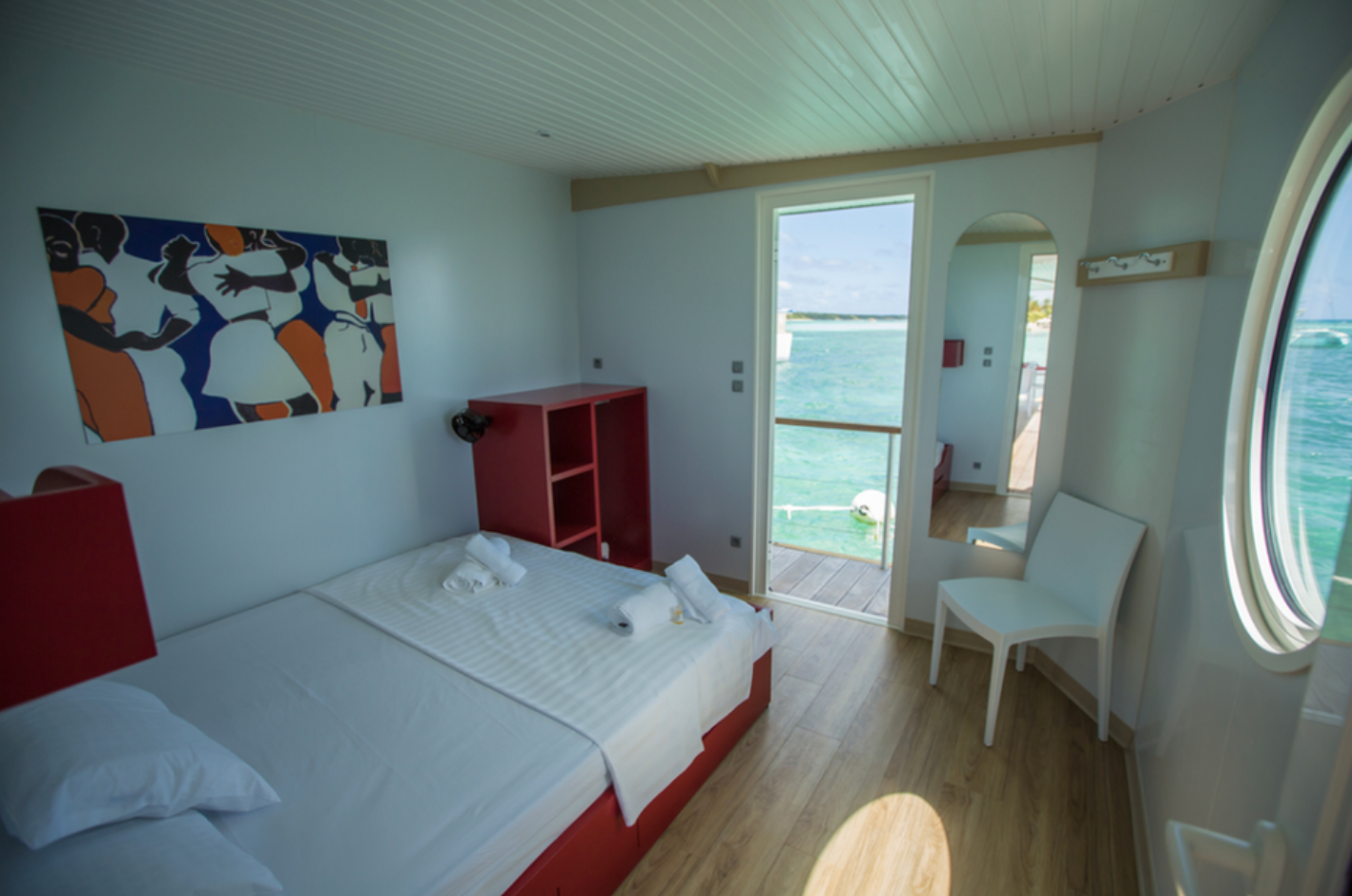 Vivez l'expérience unique d'un House Boat à Sainte Anne à Sainte Anne — chambre