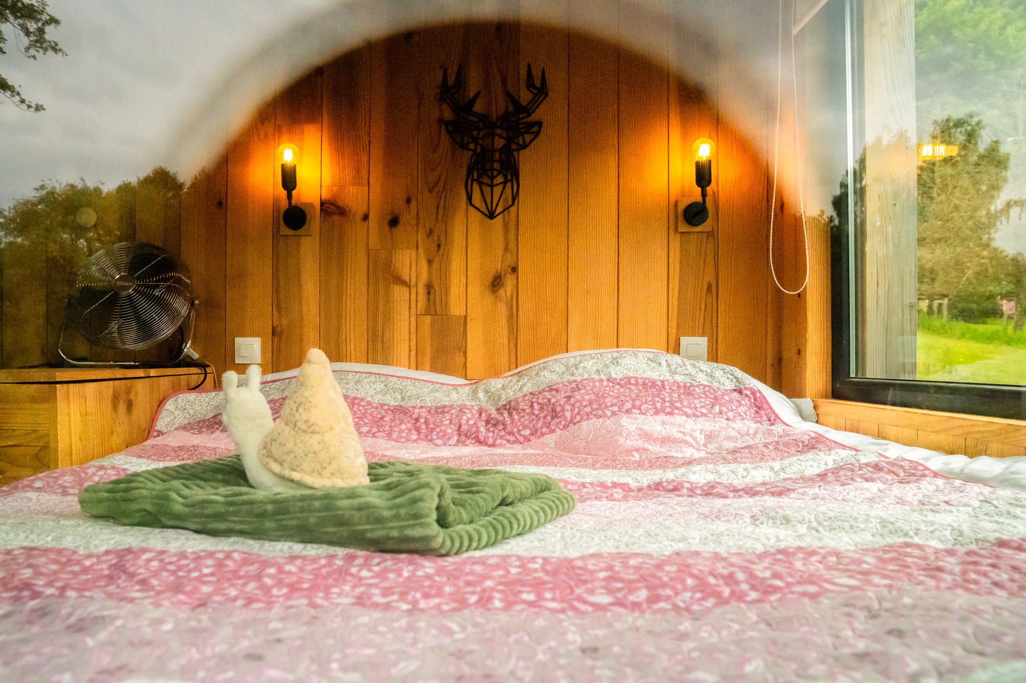 L’Escargoterie de la Forge : une immersion champêtre en Tiny House à Uzemain — cuisine