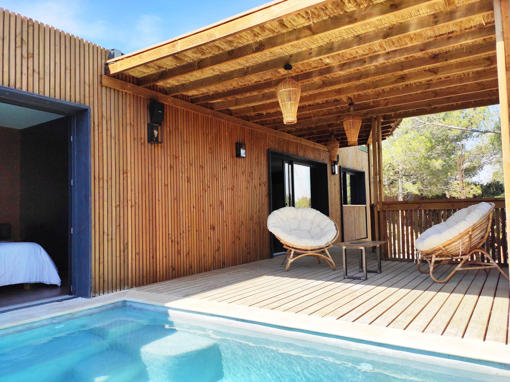 Villa XXL Safari — Cabane sur pilotis avec piscine à Gard à Alès — détail architectural