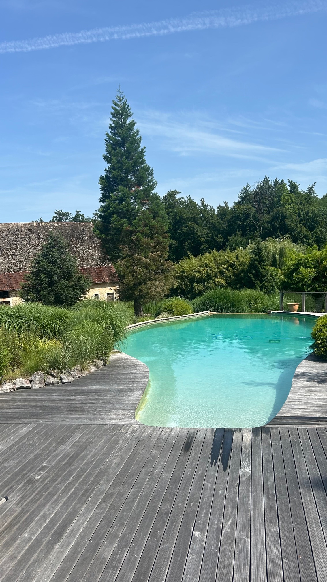 Chambre Spa Caline — Chambre à thème avec Spa à Doubs à Doubs — vue depuis la terrasse