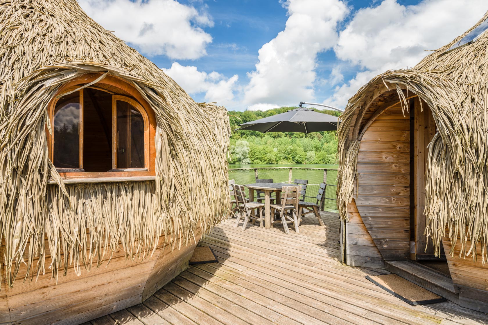 Cabane Spa Odyssée : une évasion sur l'eau en Franche-Comté à Chassey-Lès-Montbozon — vue intérieure