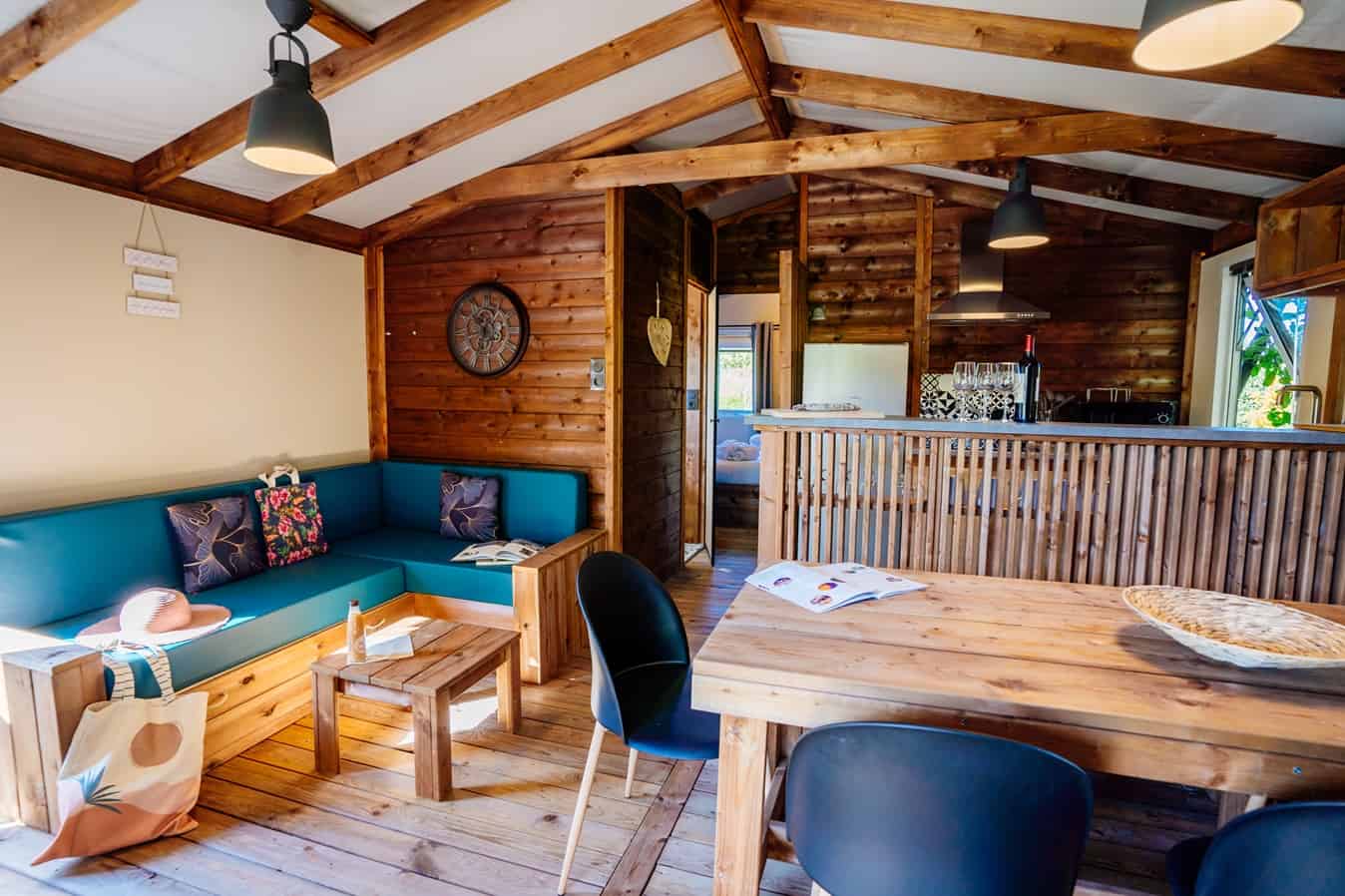 Océania Lodge avec spa — Cabane avec spa à Gironde à Le Nizan — vue depuis la terrasse