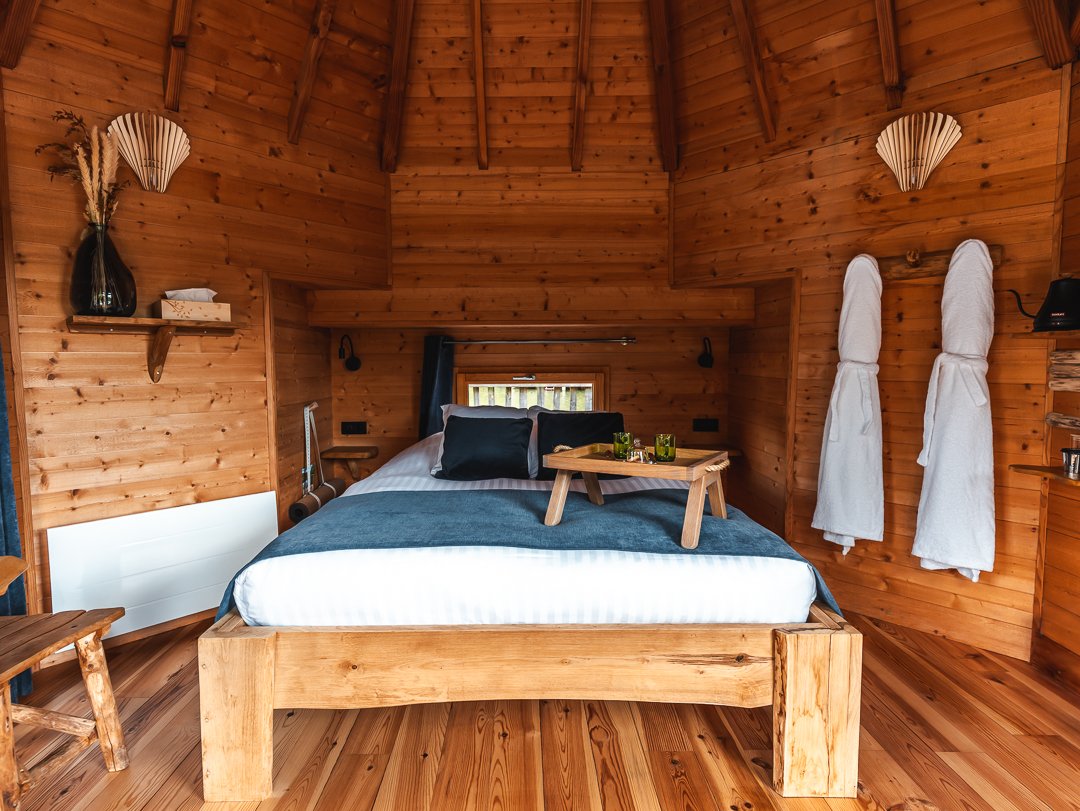 Cabane Spa Escale : une échappée belle sur l'eau à Joncherey — espace de vie