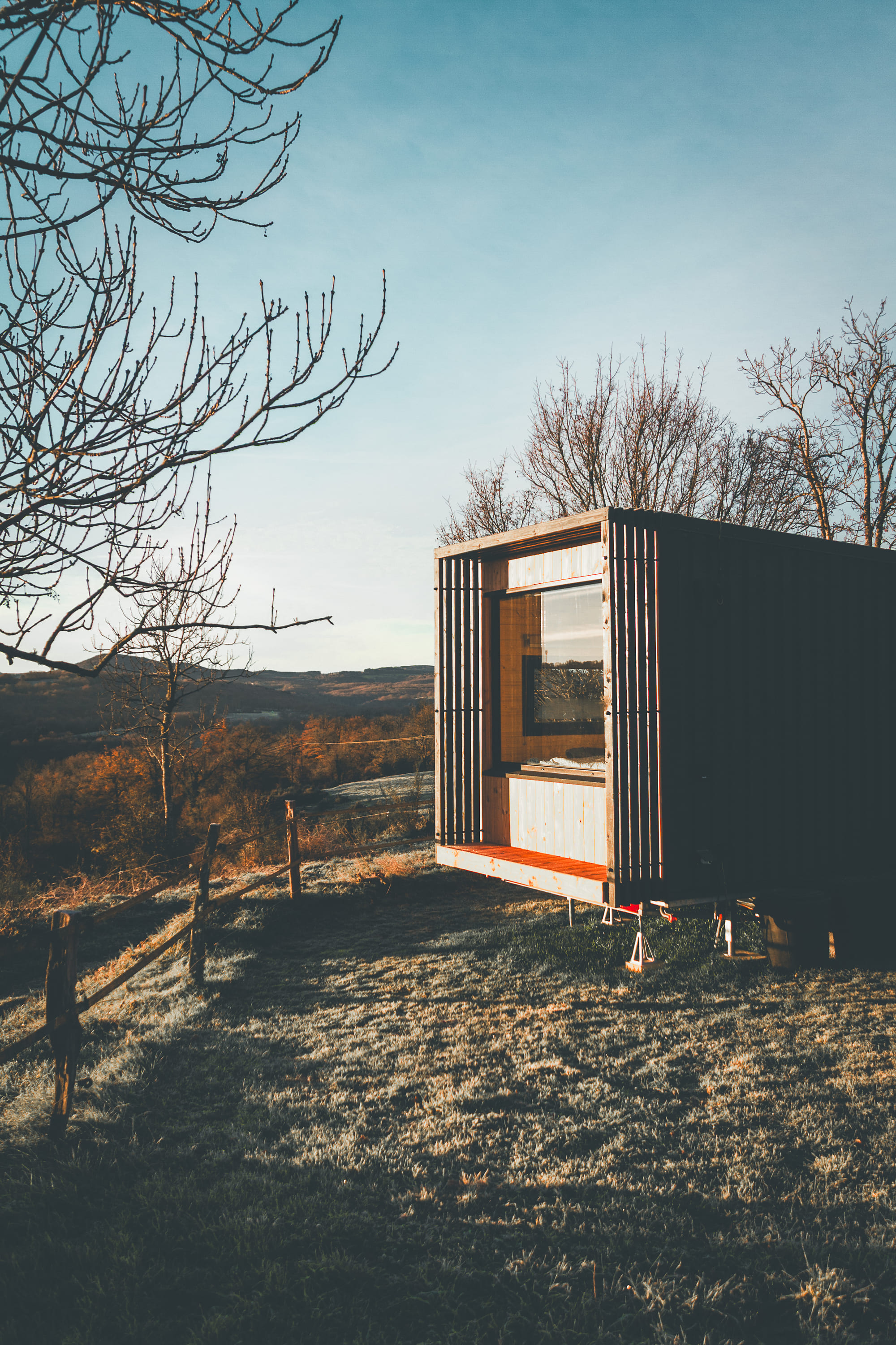 Homnest - Confins des Domes — Tiny House avec vue panoramique à Volvic (Puy-de-Dôme) à Volvic — environnement naturel