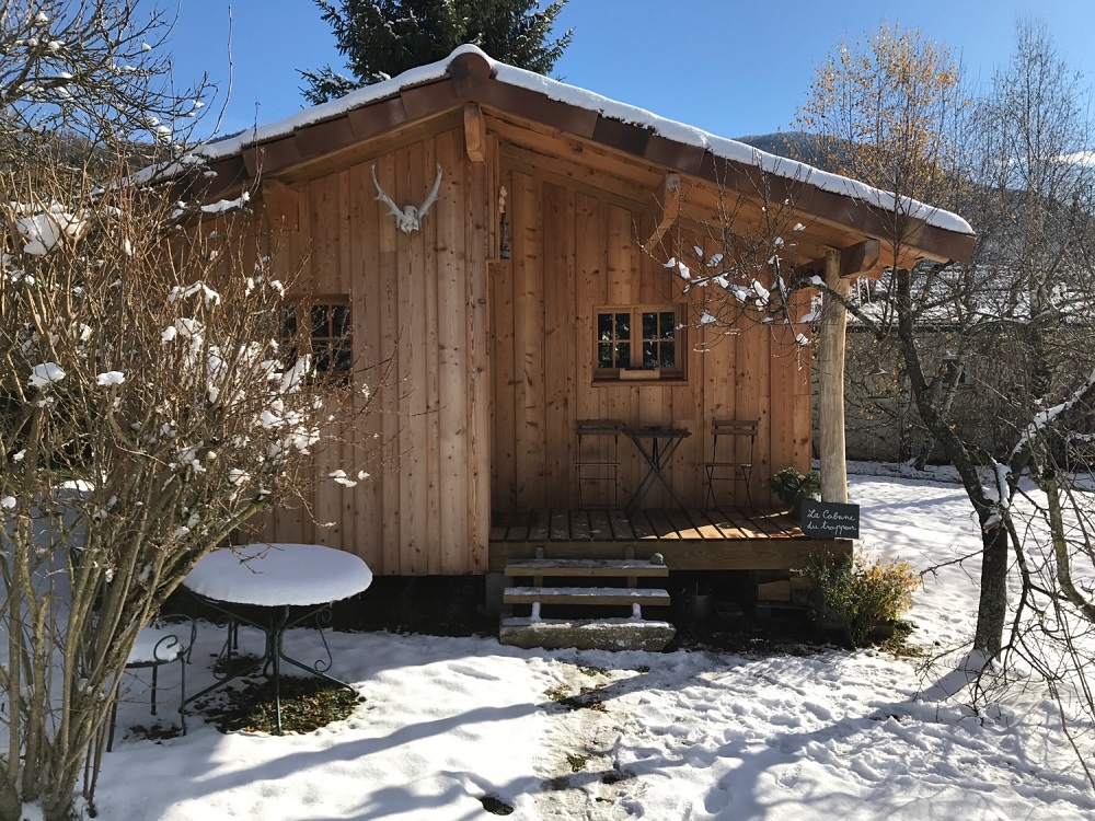 La Cabane du Trappeur : une expérience immersive en pleine nature à Ore — environnement naturel