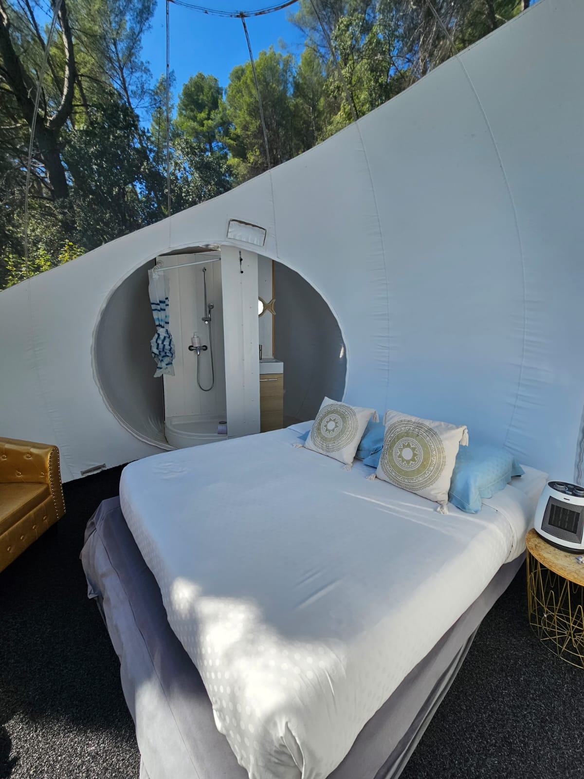 Bulle Liberty : une évasion en Provence-Alpes-Côte d'Azur à Carnoules — cuisine