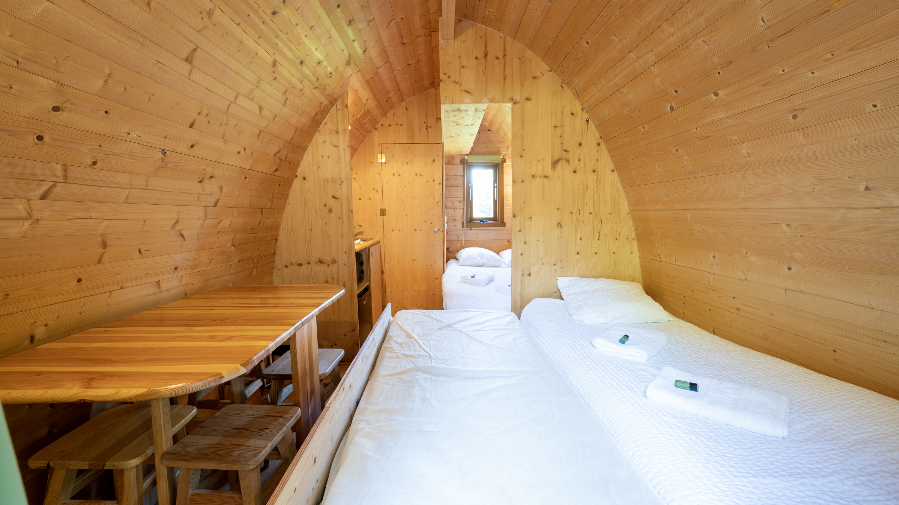 La cabane familiale forestière : une évasion en Limousin à Chamberet — espace de vie