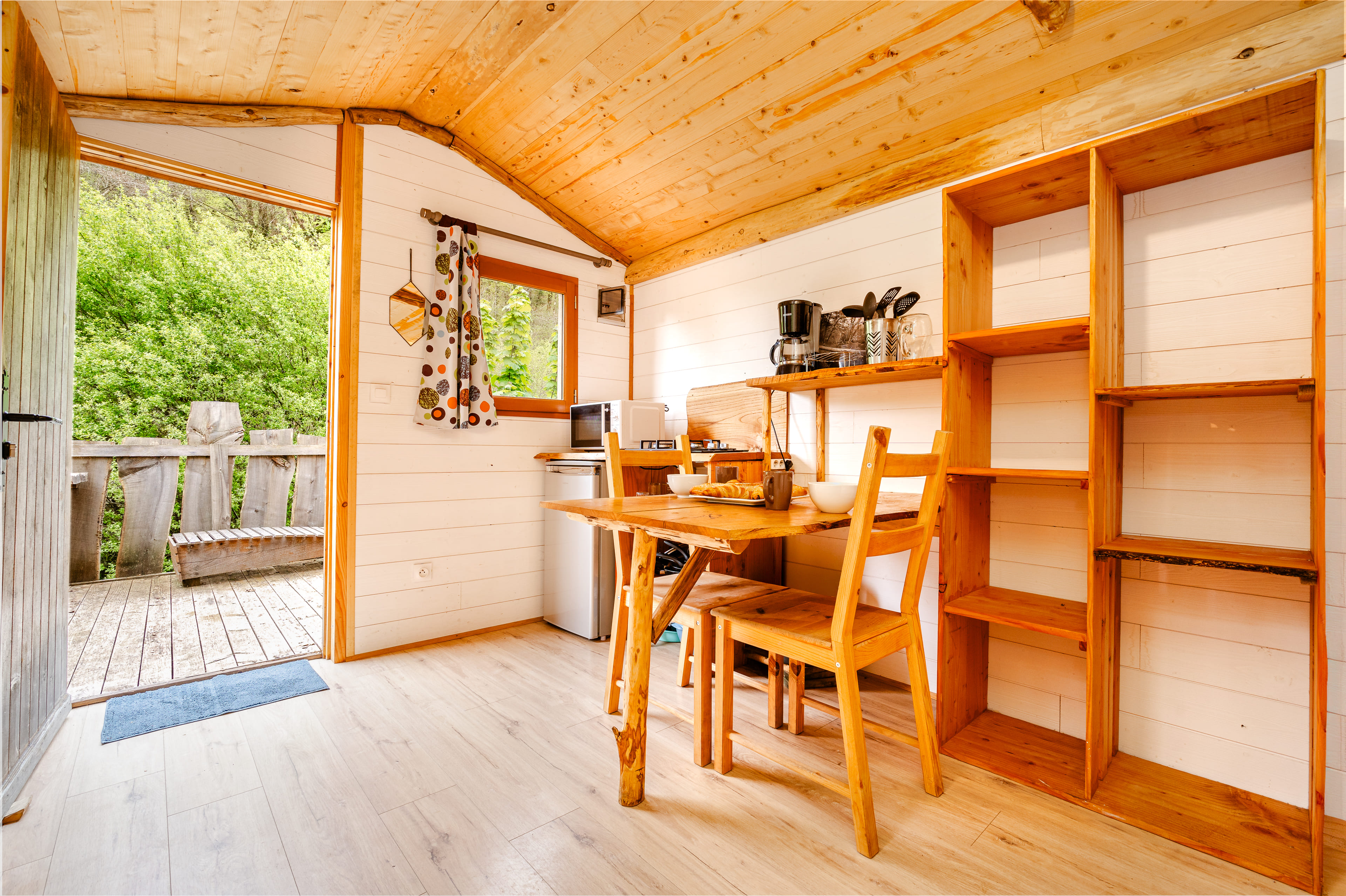 Cabane du Korrigan : une échappée enchantée en Bretagne à Huelgoat — chambre