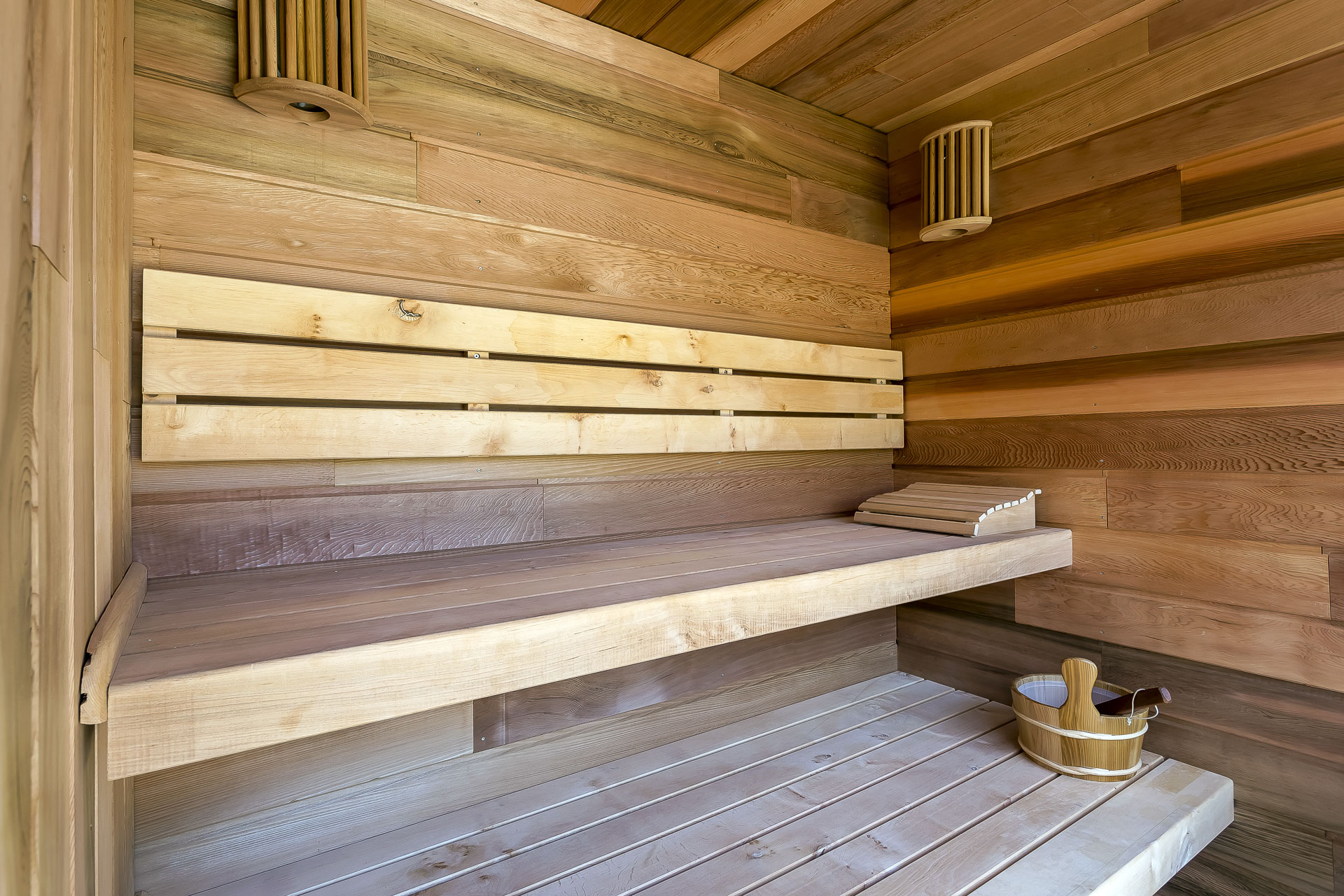 Cabane Verveine & SPA : une expérience suspendue en Rhône-Alpes à Satillieu — vue depuis la terrasse