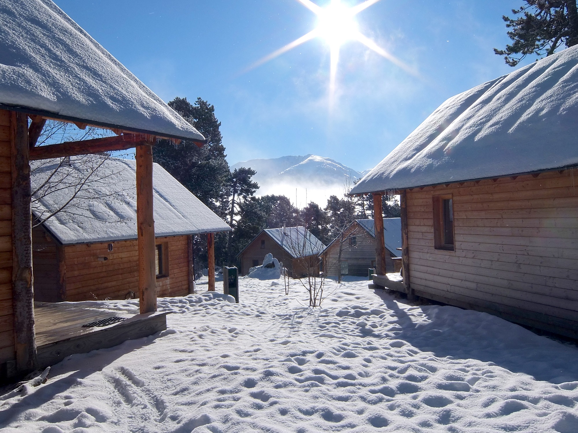 Cabane Font Romeu : une immersion au cœur des Pyrénées à Font-Romeu Odeillo — espace de vie