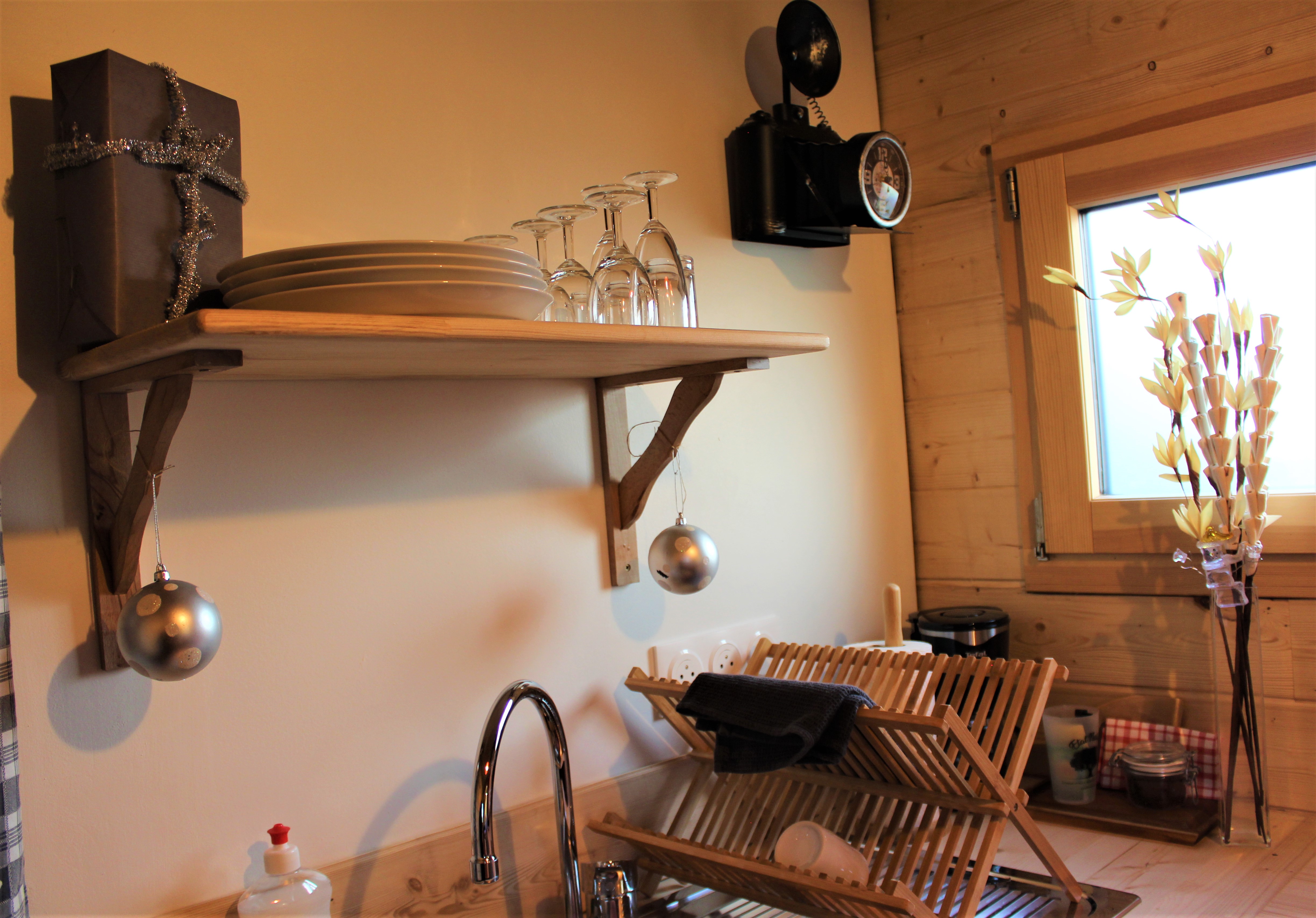 La tiny Etat Nature — Roulotte avec spa à Meurthe-et-Moselle à Nancy — cuisine