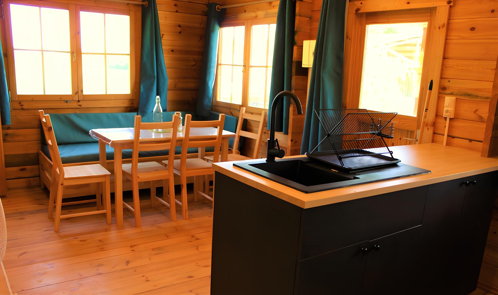 La Cabane Pyrénéenne — Cabane avec spa à Saint-Ybars (Ariège)