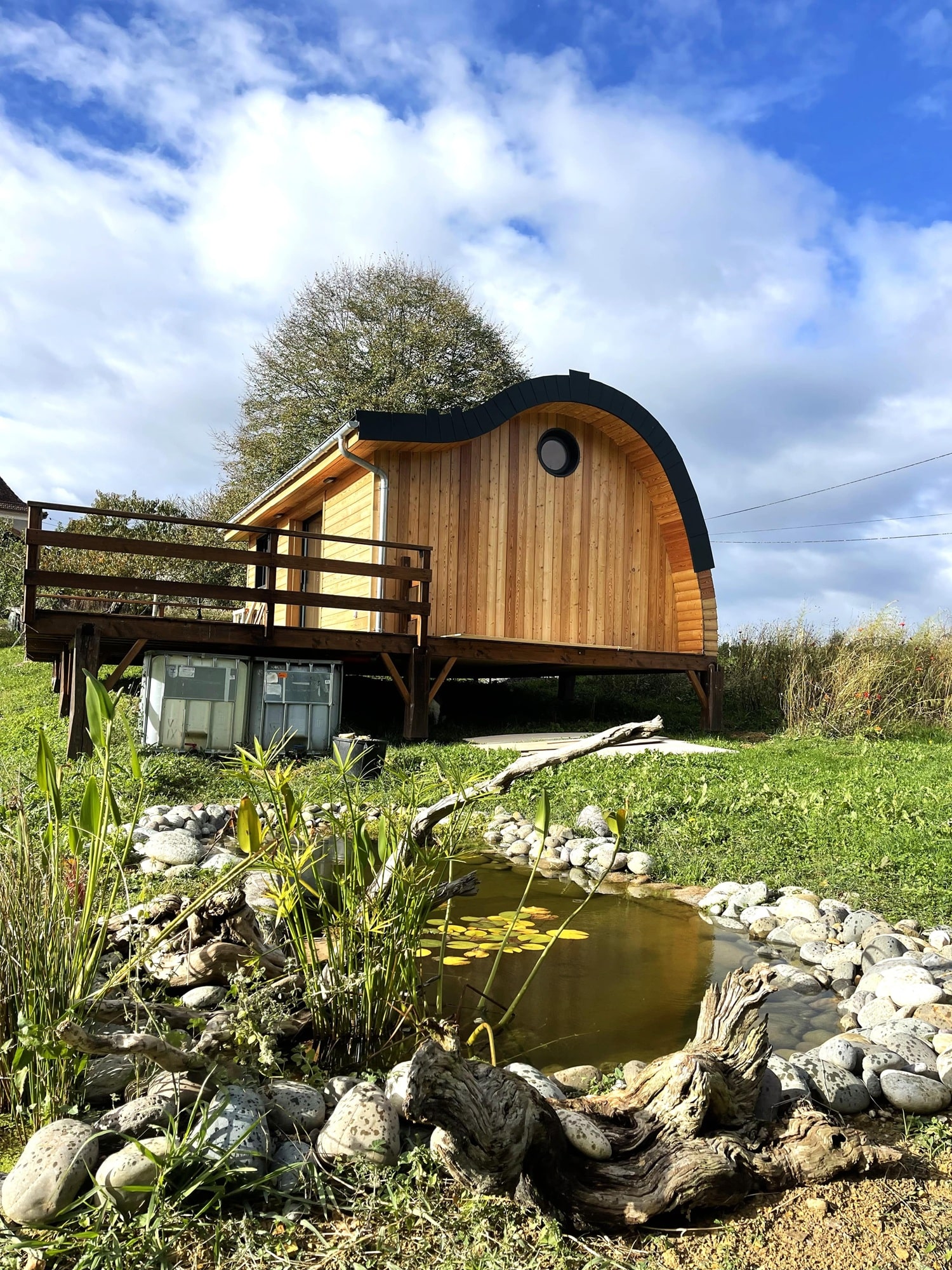 Cabane La Pocquita — Cabane avec piscine à Oloron-Sainte-Marie (Pyrénées-Atlantiques) à Oloron-Sainte-Marie — vue depuis la terrasse