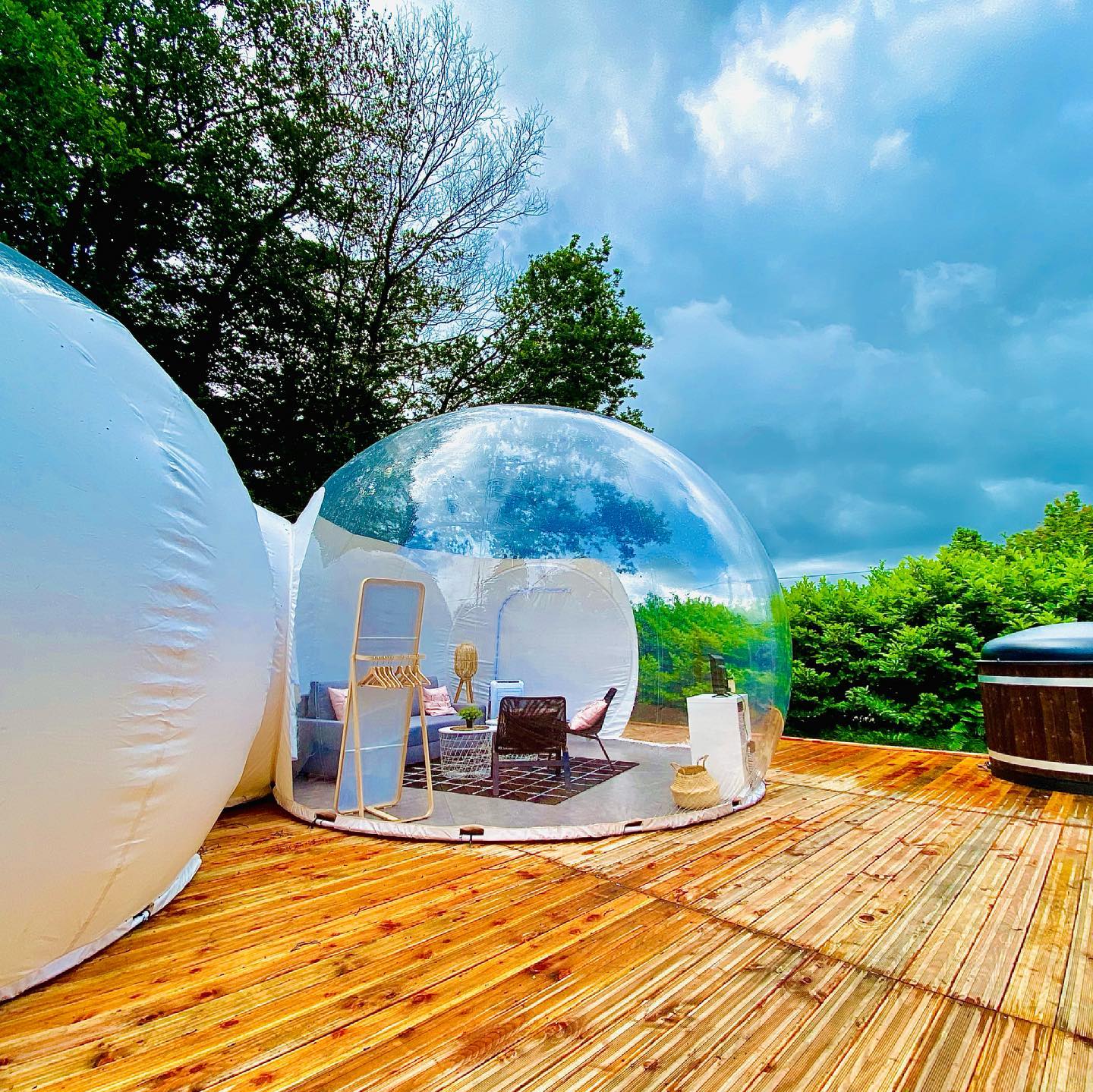 Bulle spa transparente : une nuit sous les étoiles en Normandie