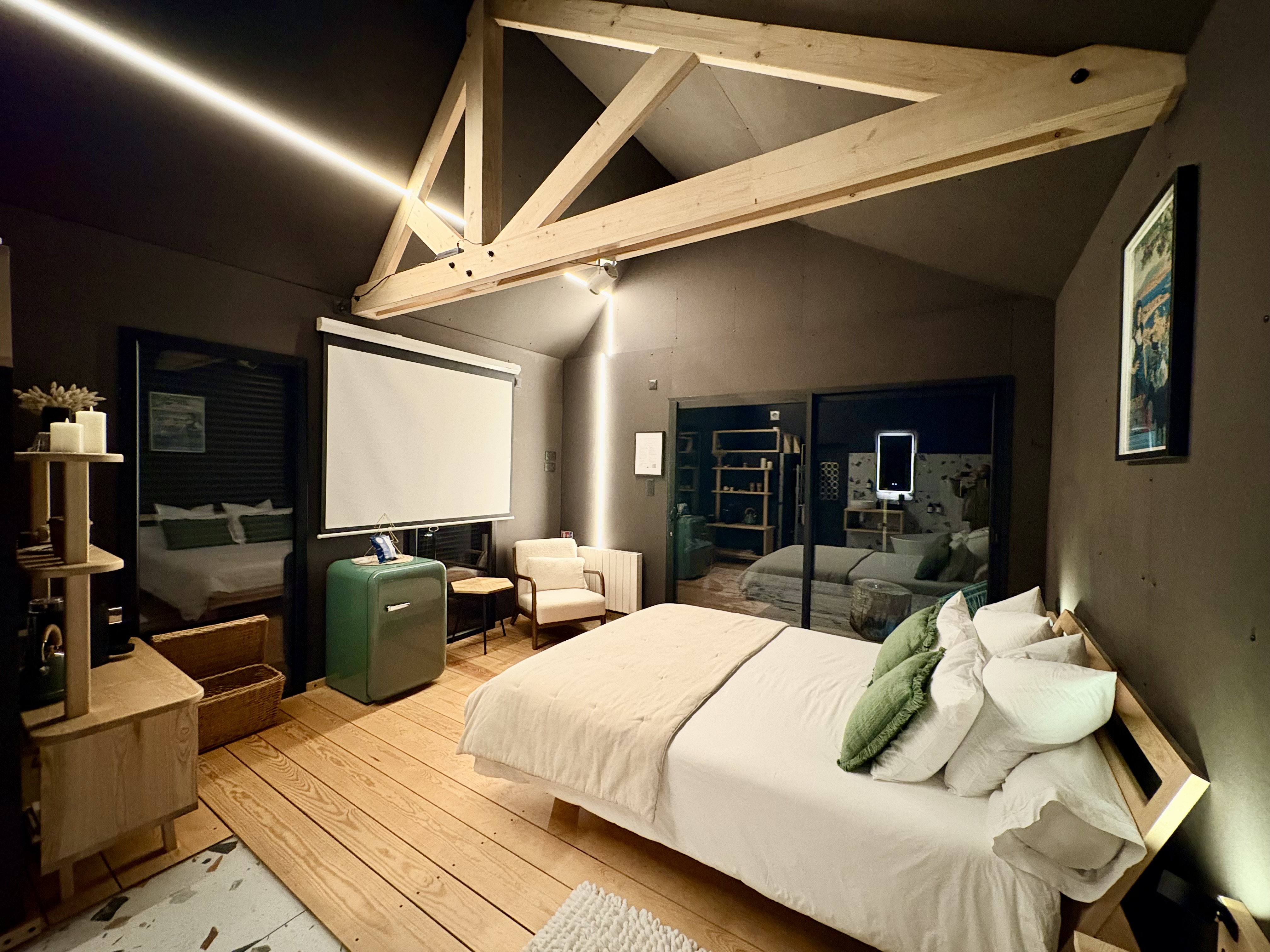 Le Frêne & Bain nordique — Ecolodge avec spa à Seine-Maritime à Le Vert d'Orezza — espace de vie