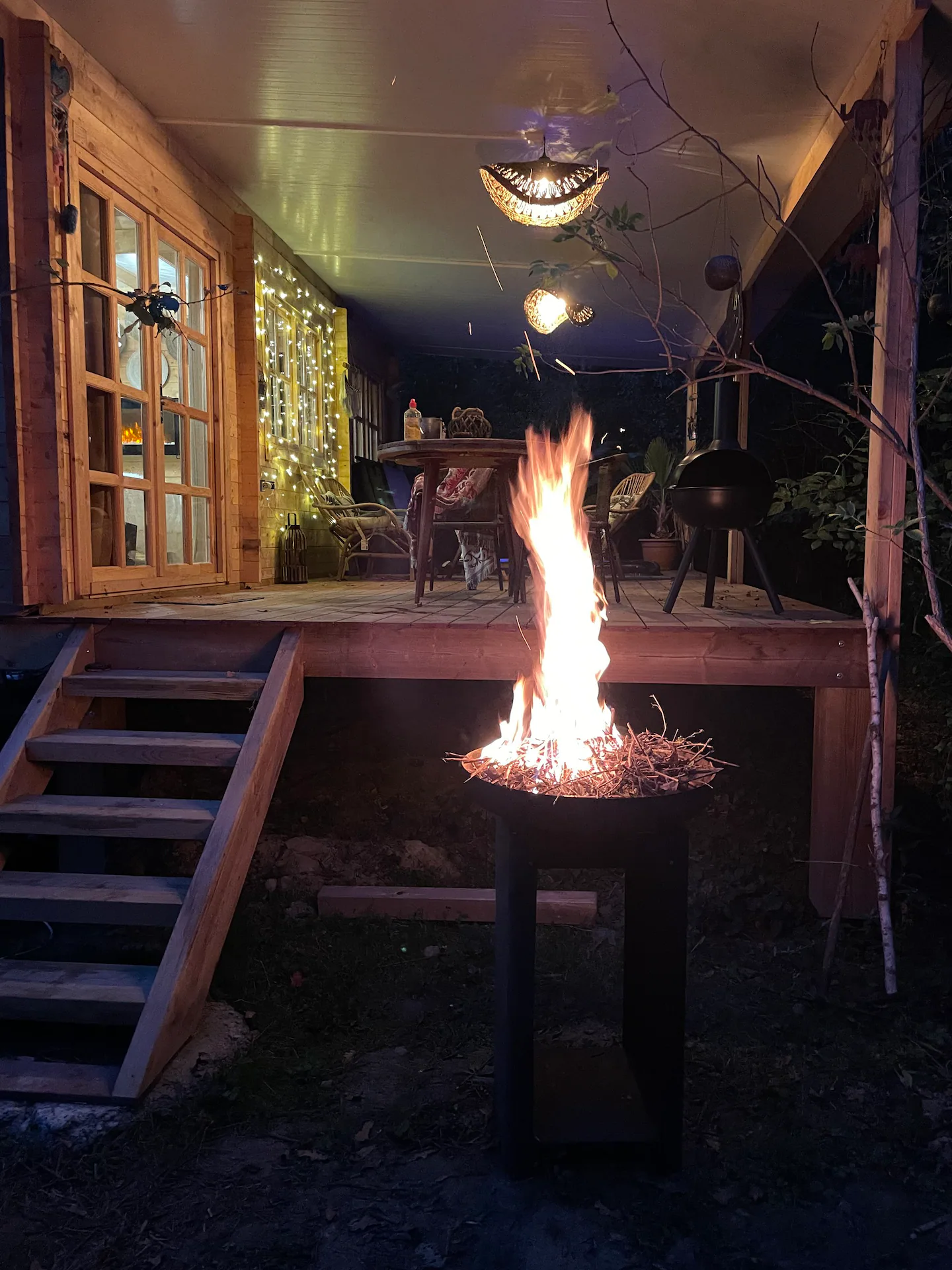 Coco bohème — Cabane sur pilotis avec jacuzzi à Hautes-Pyrénées à Lourdes — salle de bain