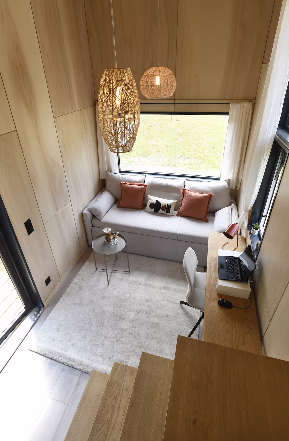 Évasion dans la tiny house de la Blandinière, un havre de paix à Vertou — espace de vie