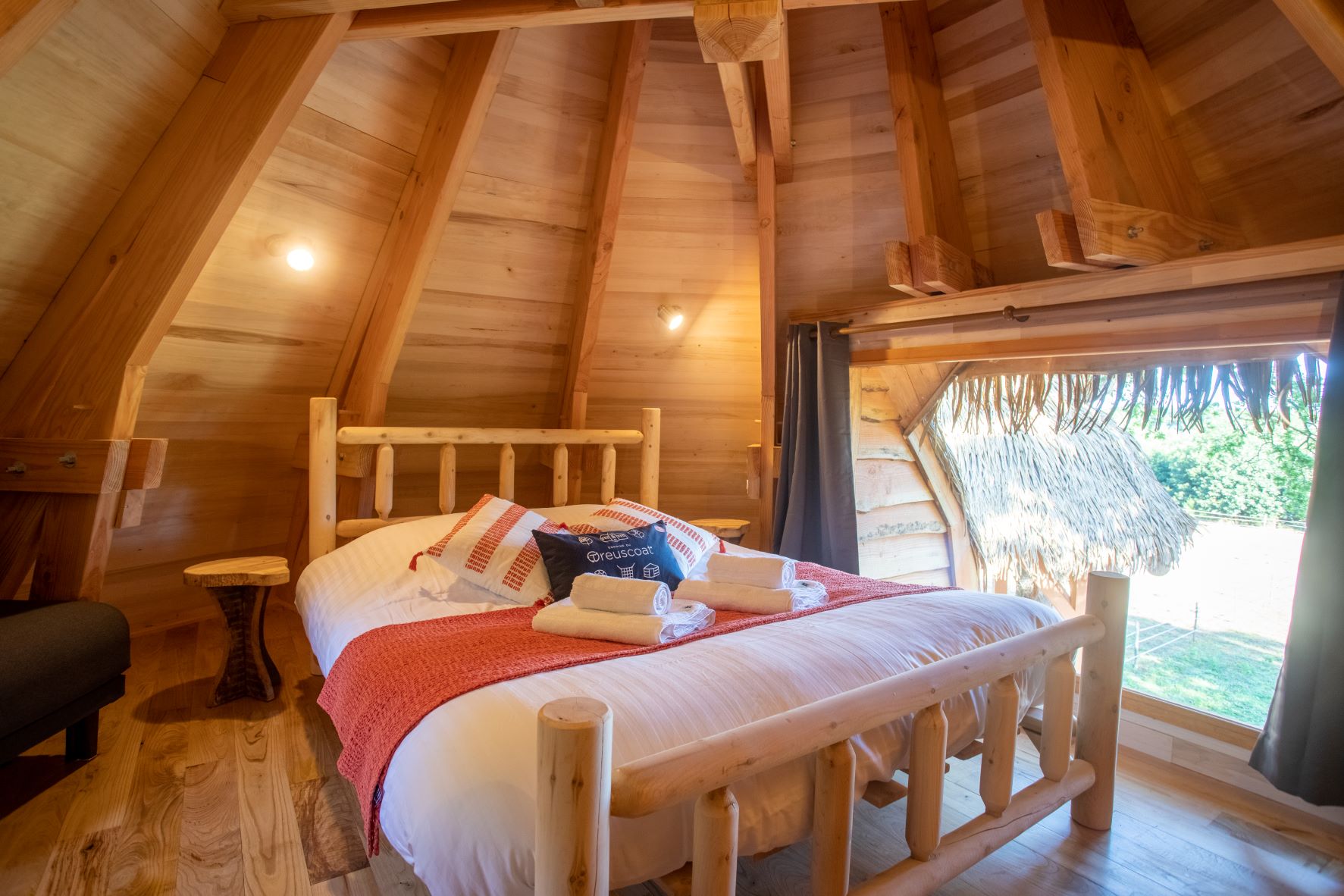 Cabane Glasgow : une échappée sur pilotis en Bretagne à Pleyber-Christ — espace de vie