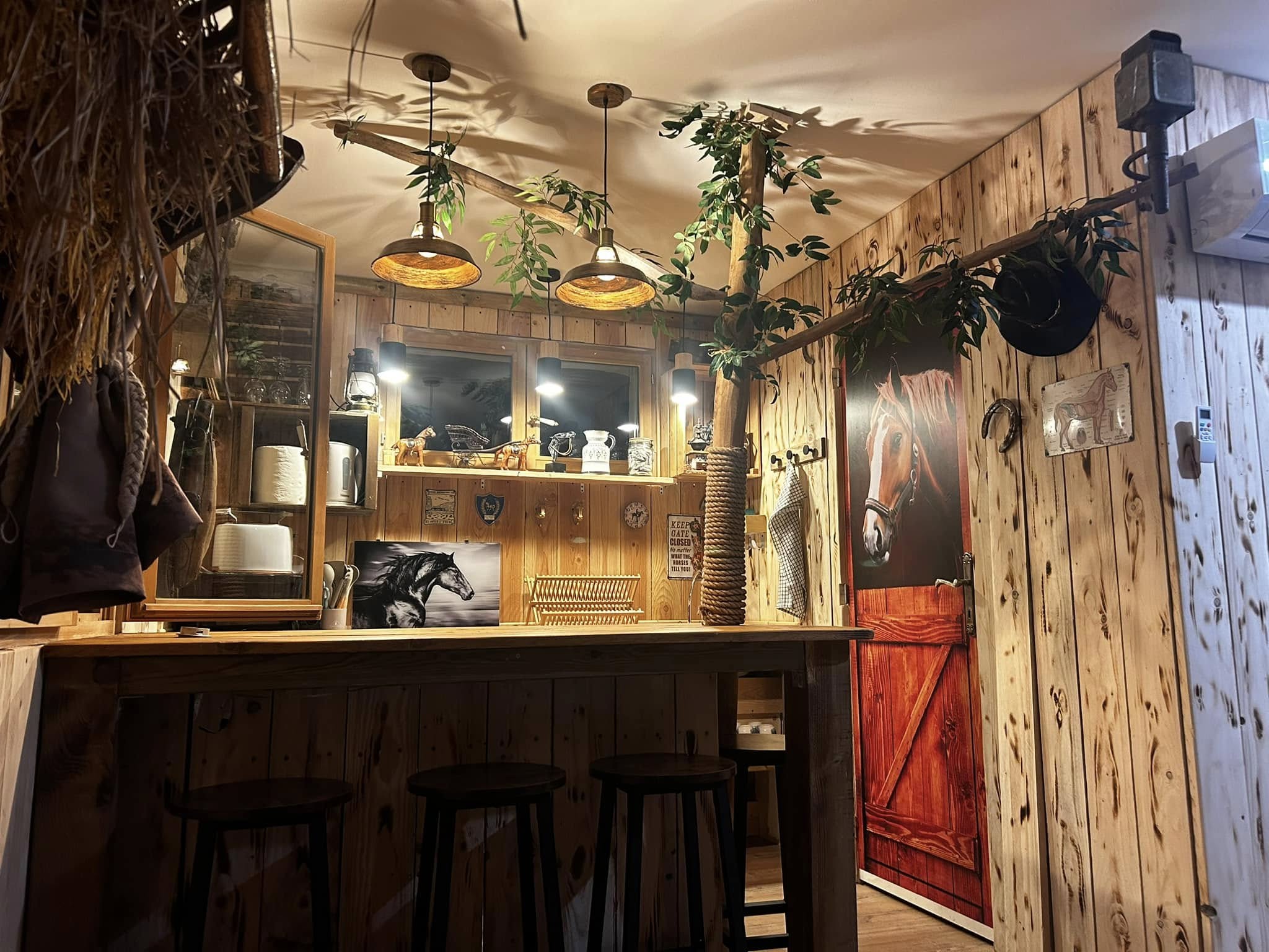Le Ranch de Paulette — Chambre à thème avec ambiance Far West à Pyrénées-Orientales