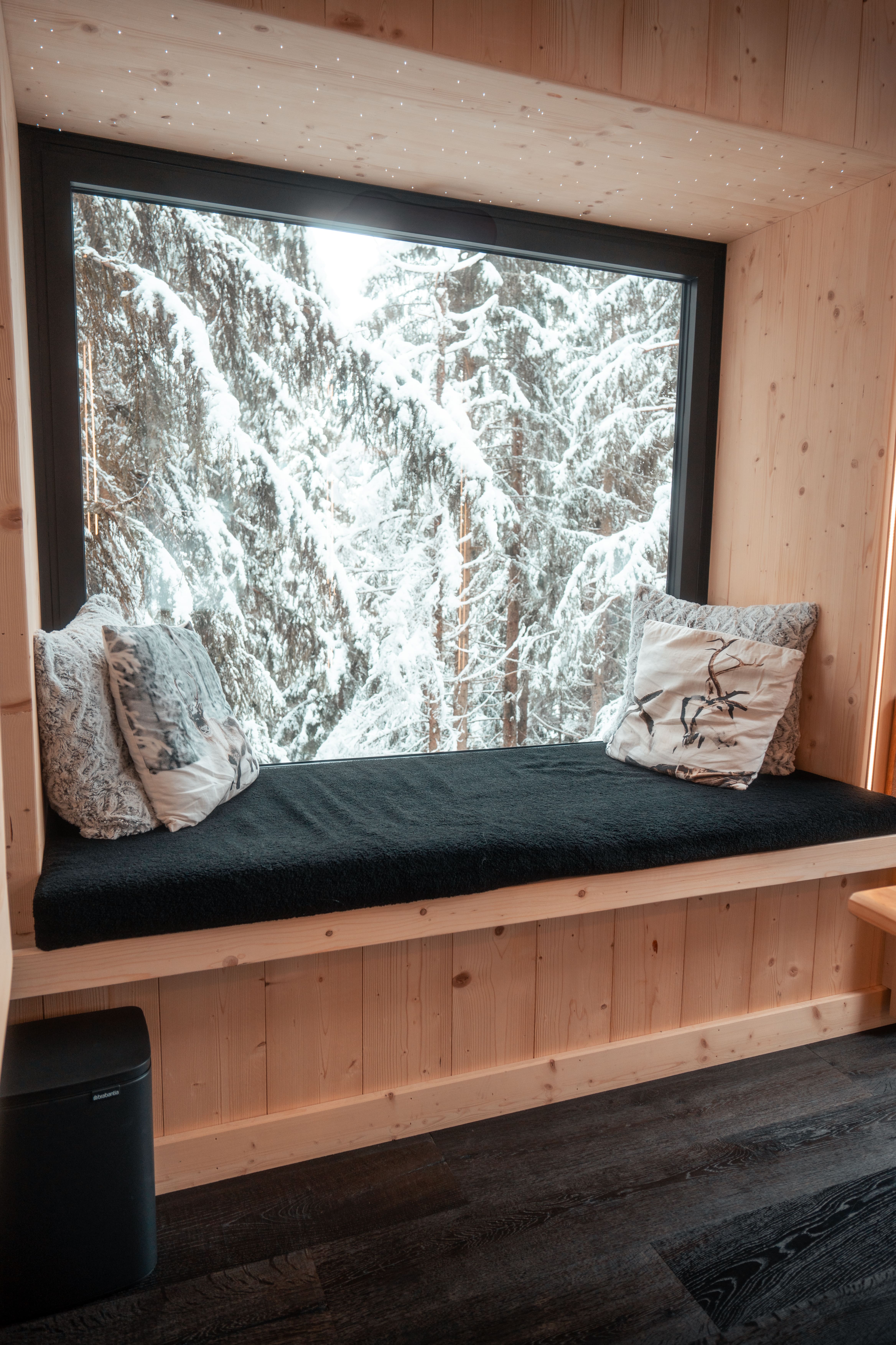 La Cabane Scandinave & SPA : une évasion en pleine nature à Saint Nicolas La Chapelle — chambre