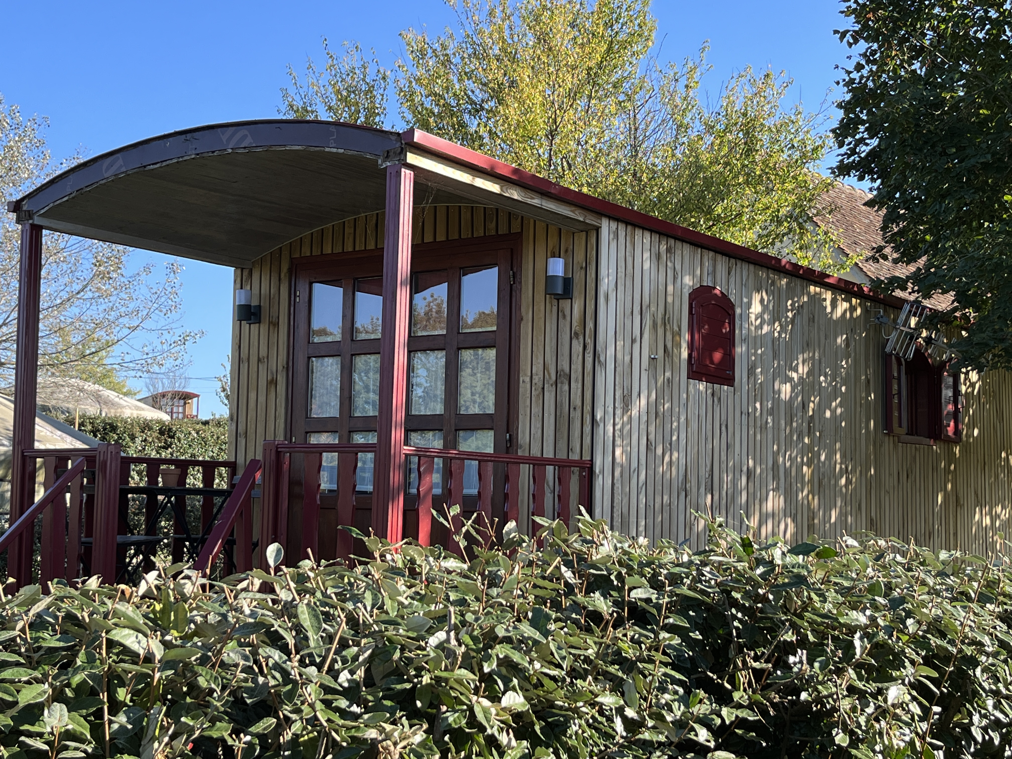 Roulotte — Séjour bohème avec spa à La Buissonnière en Indre-et-Loire