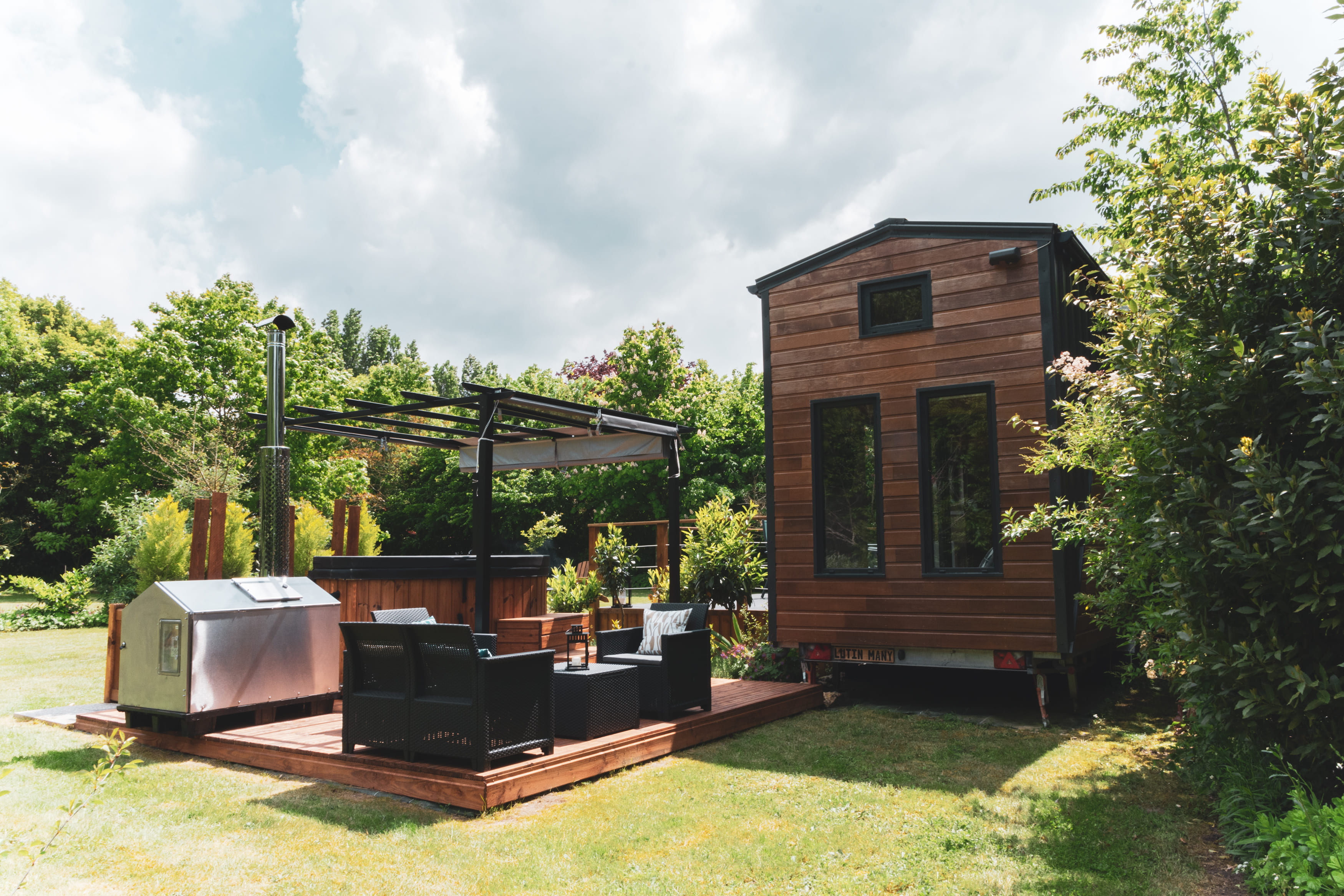 La Tiny House & SPA du Lutin Many — Séjour insolite en Haute-Normandie à Graveron-Sémerville — espace de vie