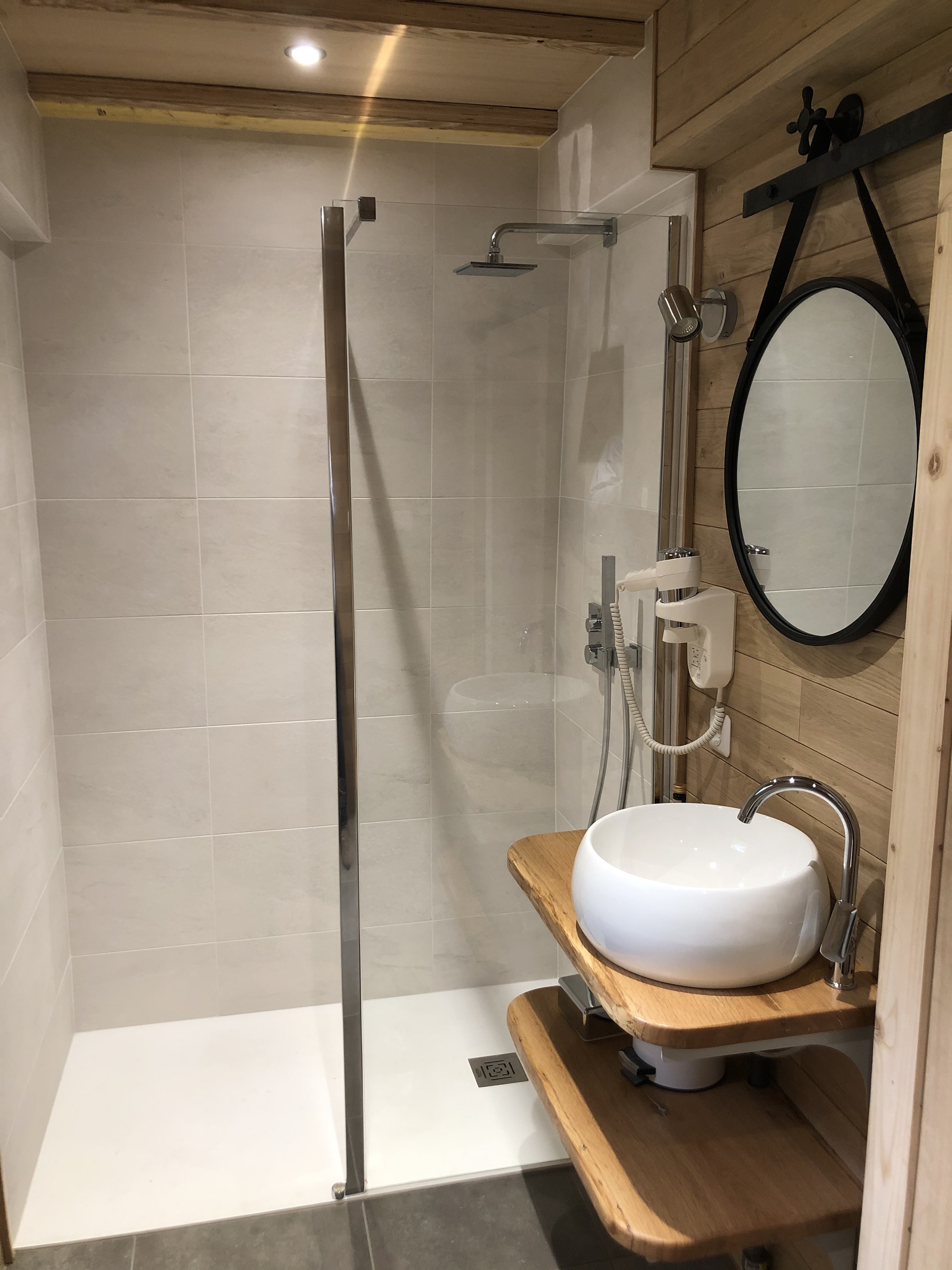 Tiny House Familiale — Séjour relaxant avec spa à Loir-et-Cher à Blois — vue depuis la terrasse