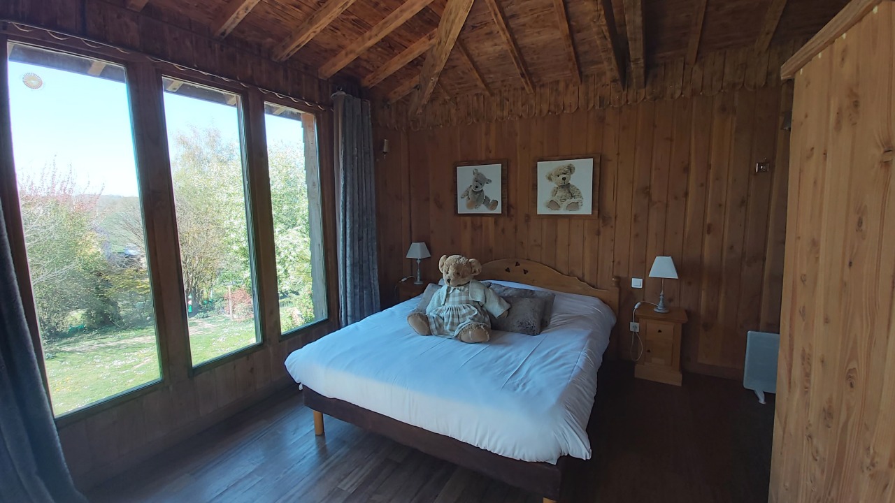 La Grande Ourse : une cabane sur pilotis au cœur de la Picardie à Essuiles — vue depuis la terrasse