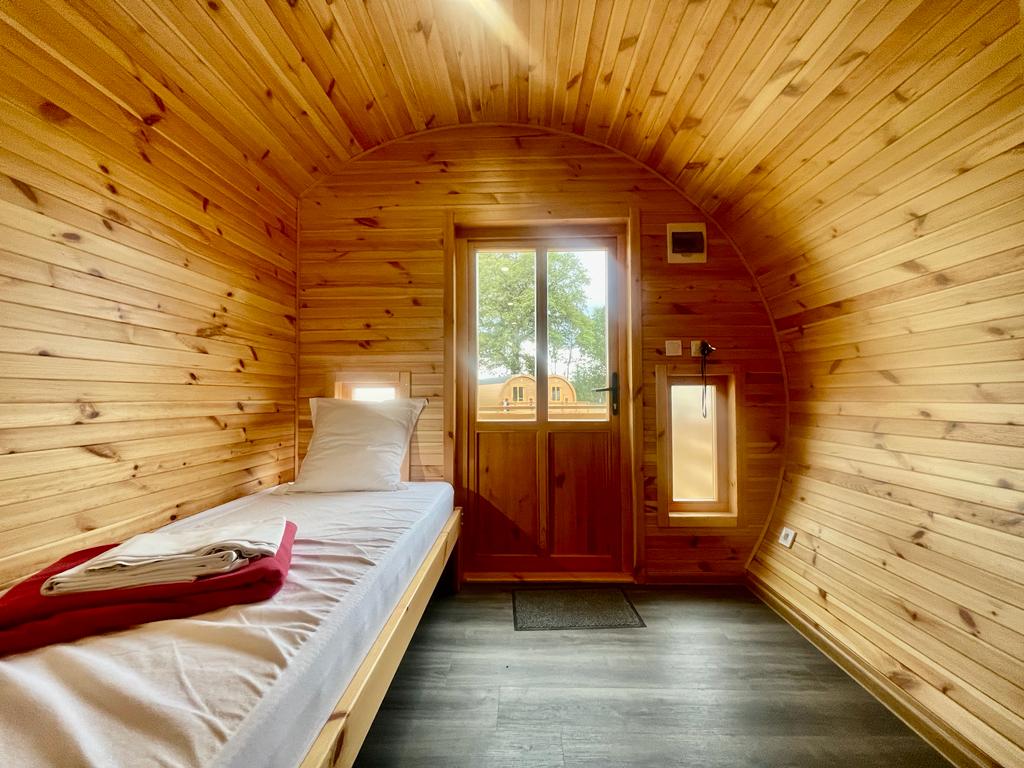 Krappahuttes — Tonneau avec spa à Dienné (Vienne) à Dienné — espace de vie