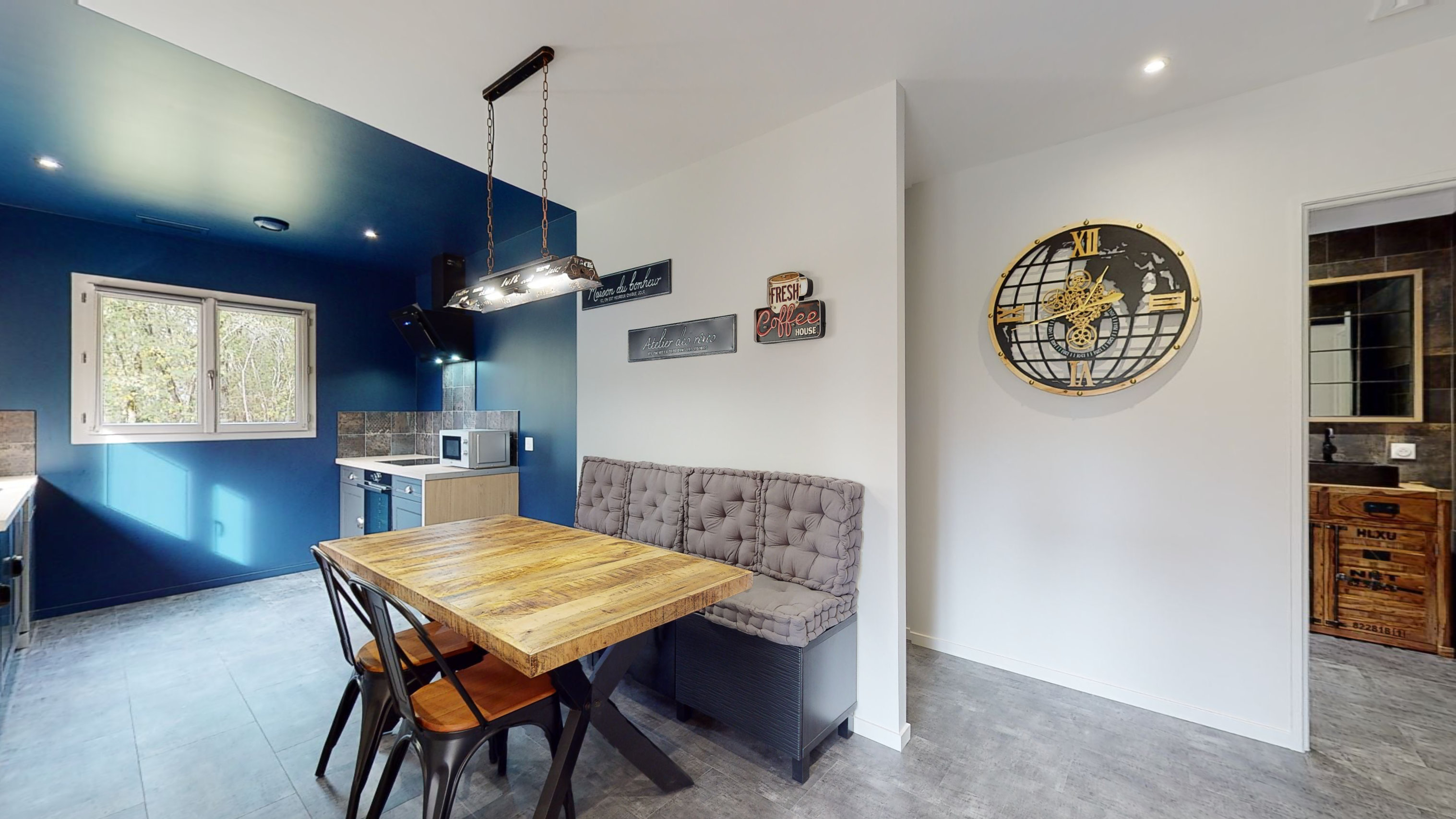 Gîte Loft & Spa privatif — Maison insolite avec spa à Dordogne à Siorac-en-Périgord — vue intérieure