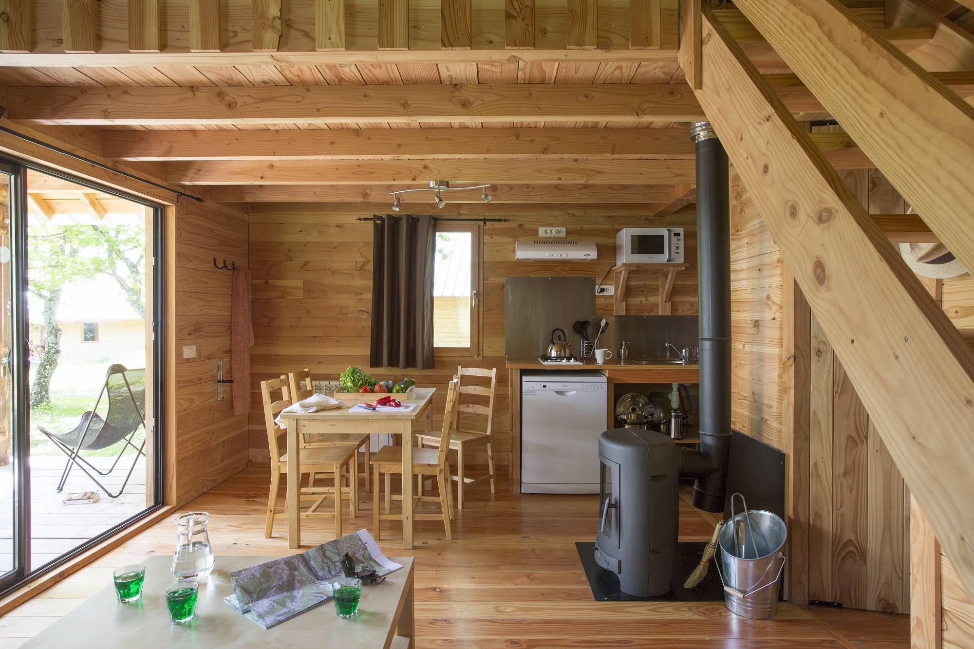 Cabane Dieulefit : une immersion en pleine nature à Dieulefit — cuisine