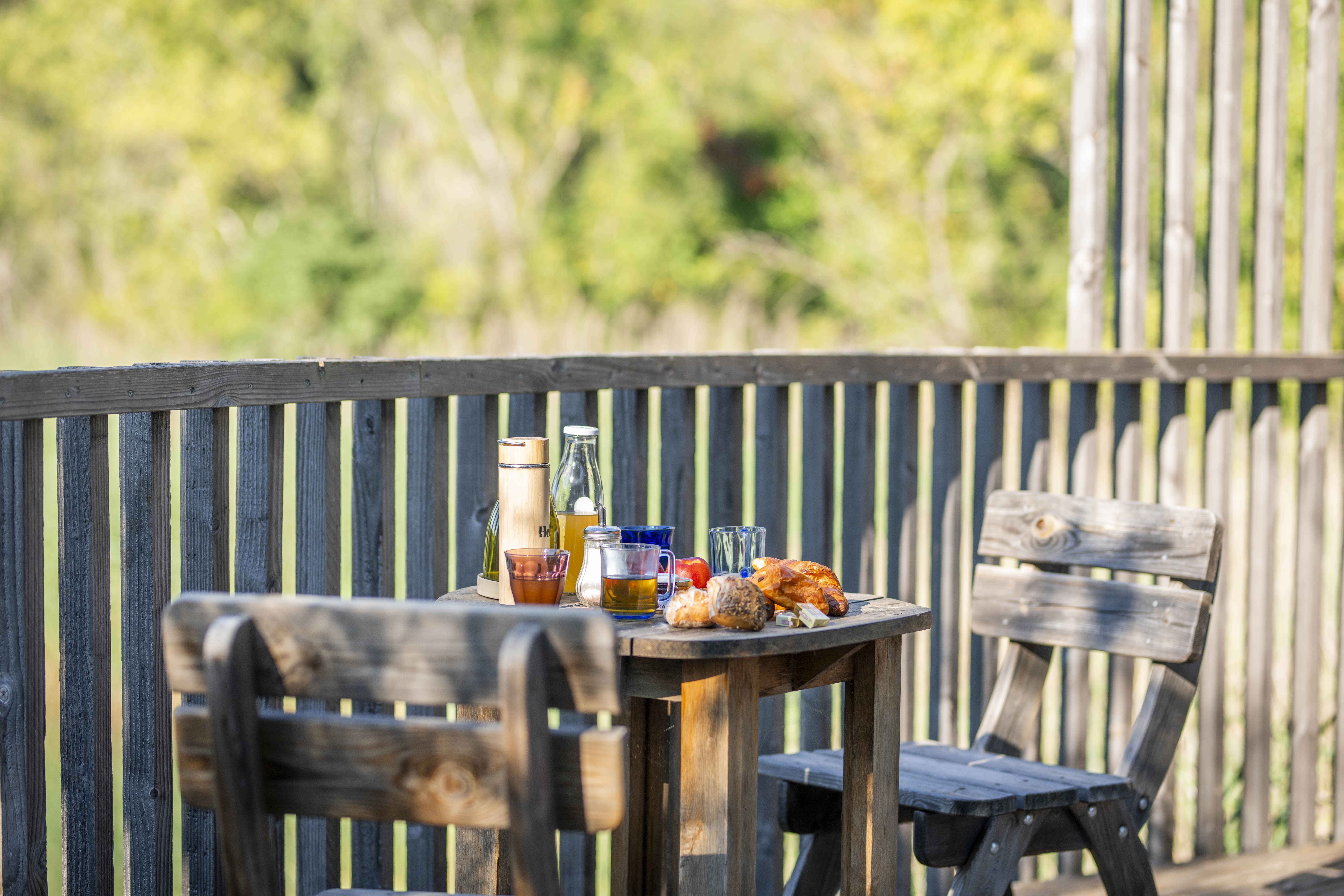 Cabane Spa Echappée : une immersion dans les cieux de Provence à Sorgues — cuisine
