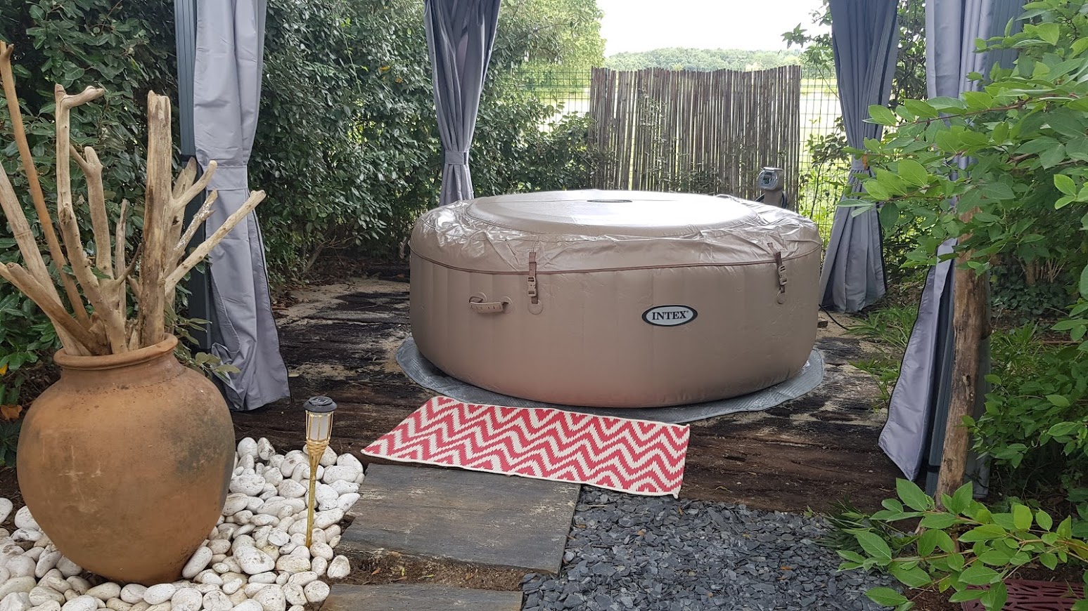 Tente Sibley le Rêve & Spa : une expérience unique en Aquitaine à Berson — salle de bain