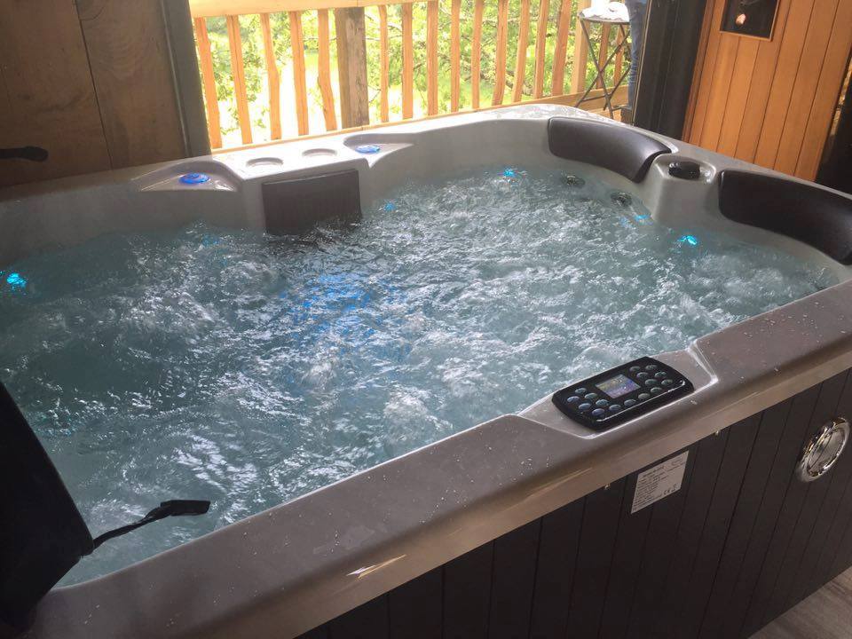 La Cabane Spa de Gardelac : une échappée belle en Aquitaine à Saint Remy Sur Lidoire — vue depuis la terrasse