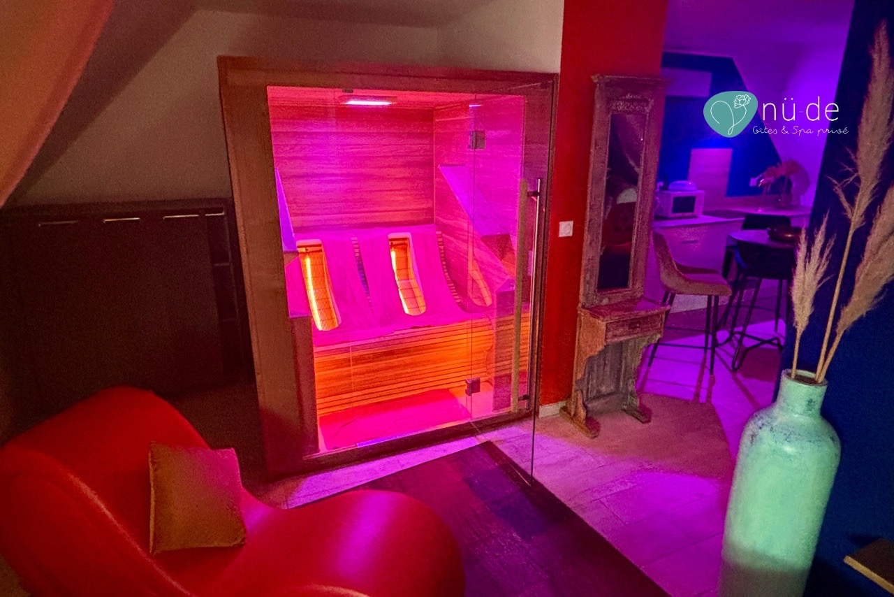Suite Romantique le secret de Kama — Escapade bien-être à 2 en Nord à Lille — environnement naturel