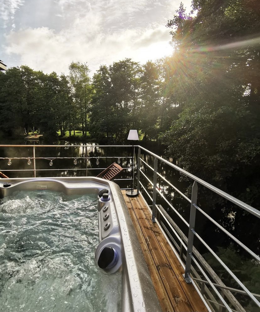Chalet Spa sur pilotis — Cabane sur pilotis avec spa à Ille-et-Vilaine à Rennes — vue depuis la terrasse