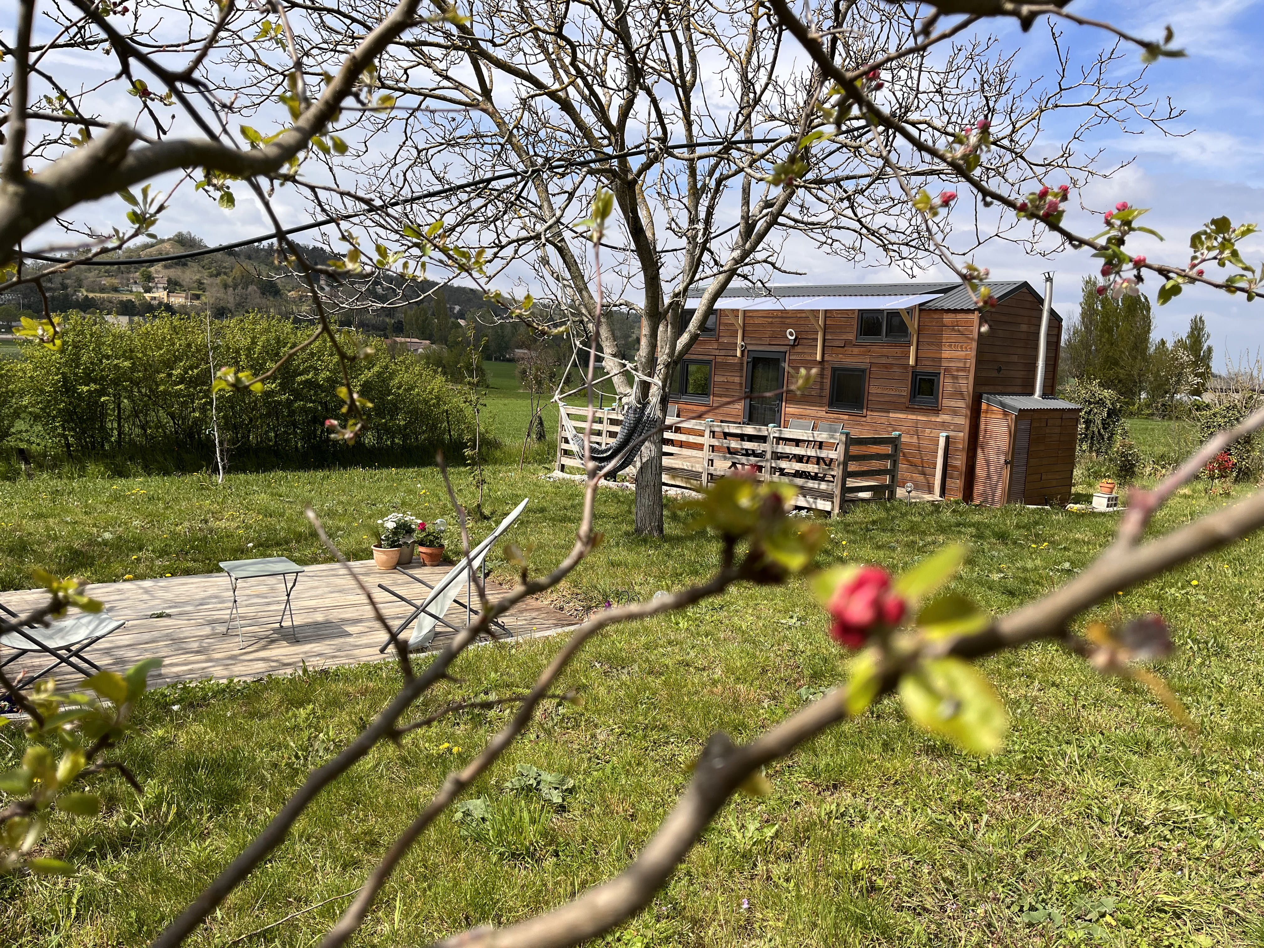 Tiny House « La Tiny House Adorée : un cocon moderne en pleine nature » — Montmeyran (Drôme)