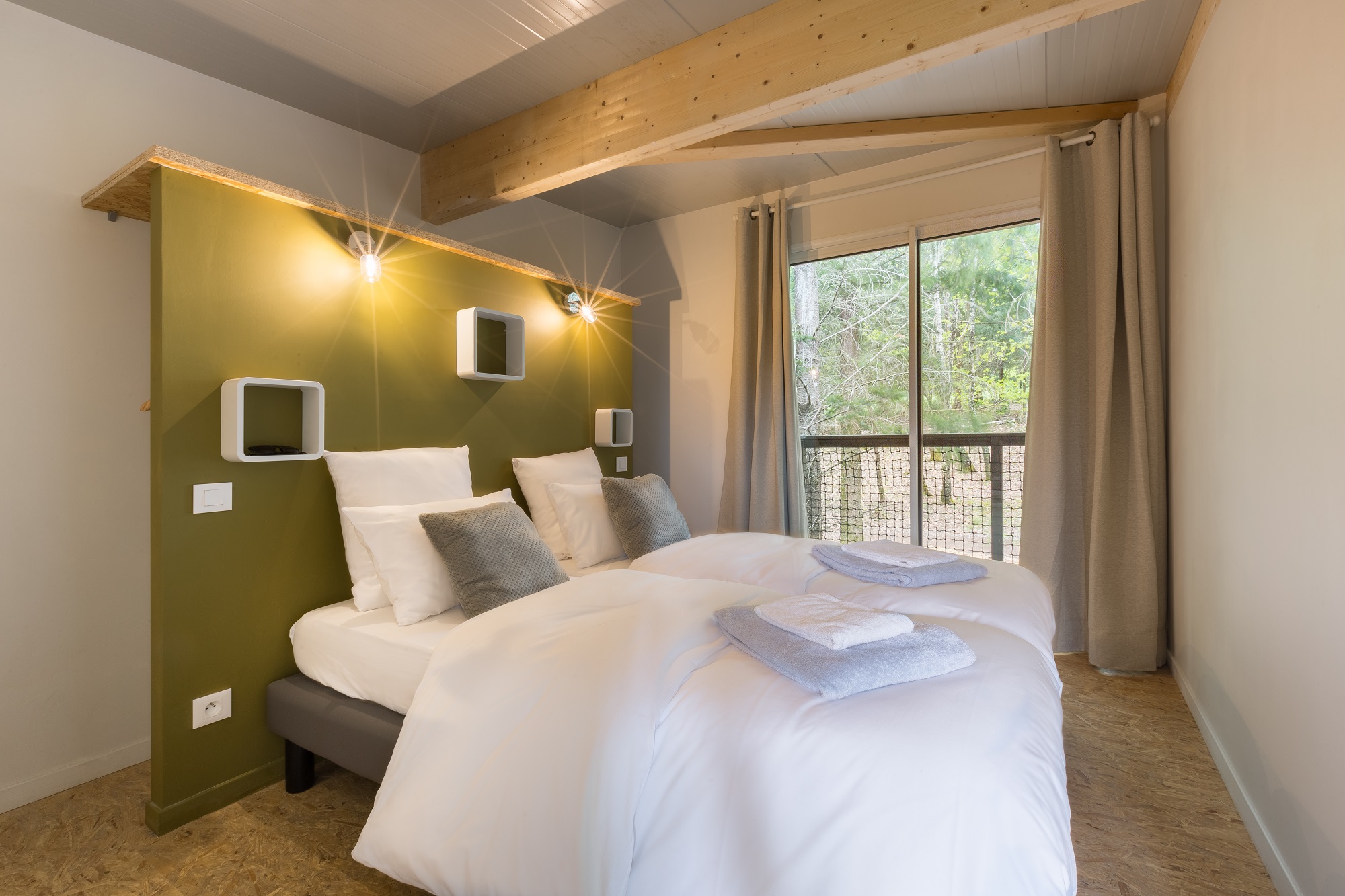 Lodge Spa Armand : une cabane immersive en Limousin à Palazinges — salle de bain