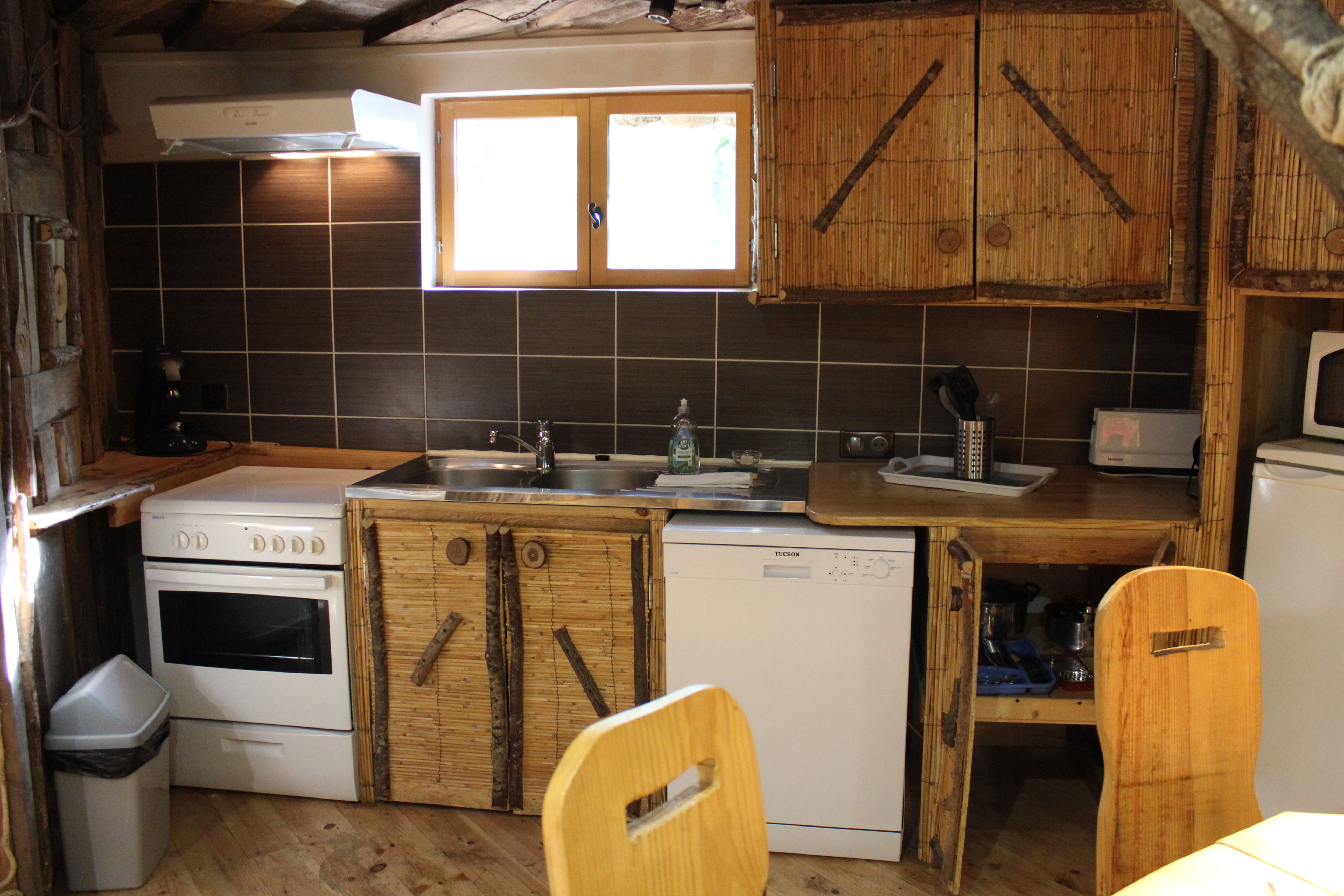 Maison des Farfadets n°1 — Cabane végétalisée avec spa à Dienné à Dienné — environnement naturel