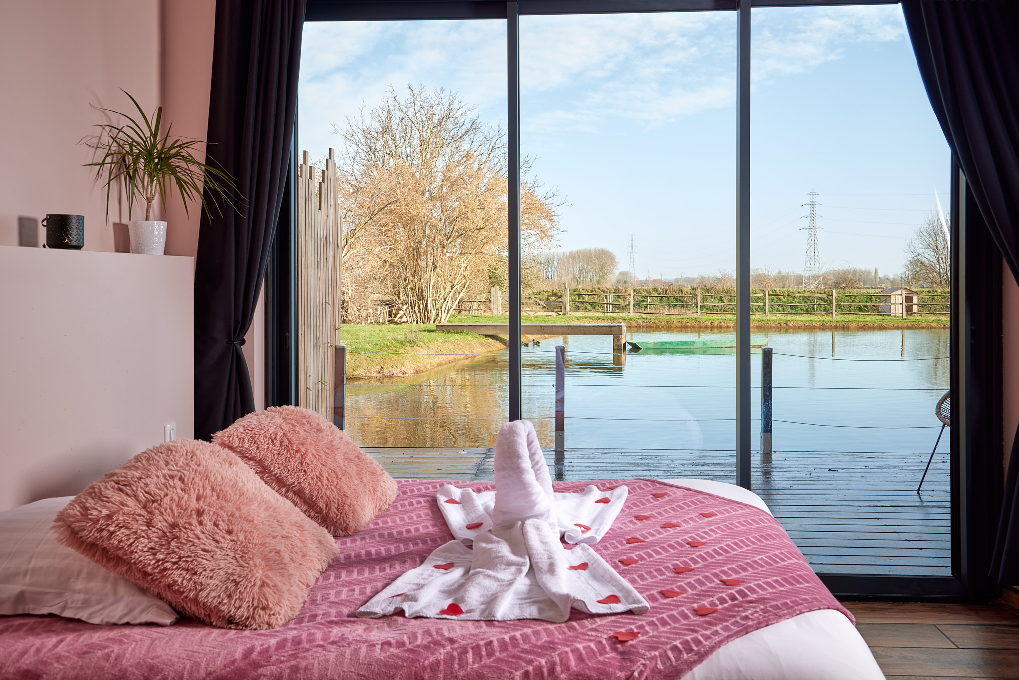 LE REFUGE — Cabane avec spa à Wambrechies (Nord) à Wambrechies — salle de bain
