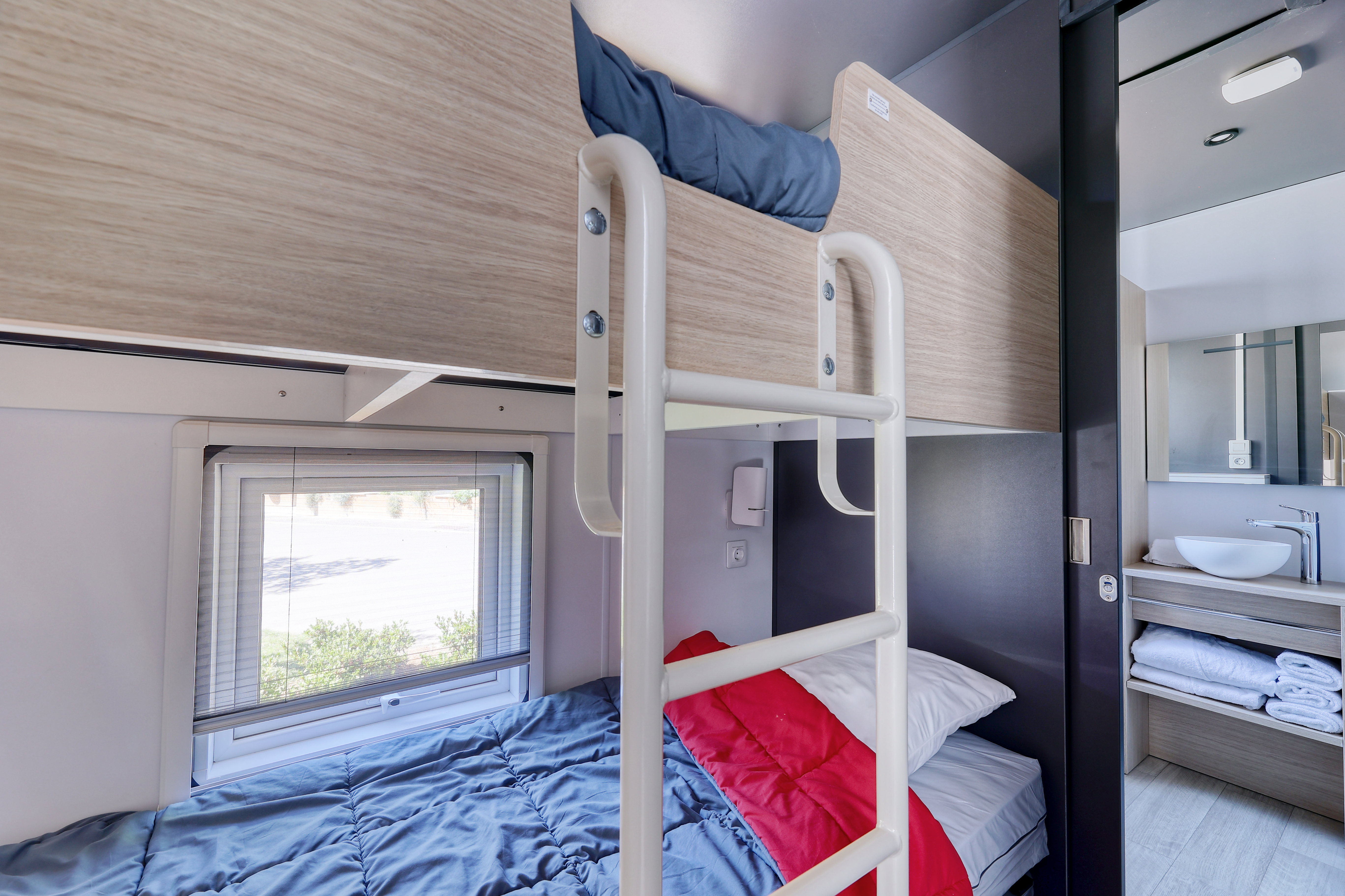 Cottage Carrousel Tribu — Cabane avec spa à Nantes à Nantes — détail architectural