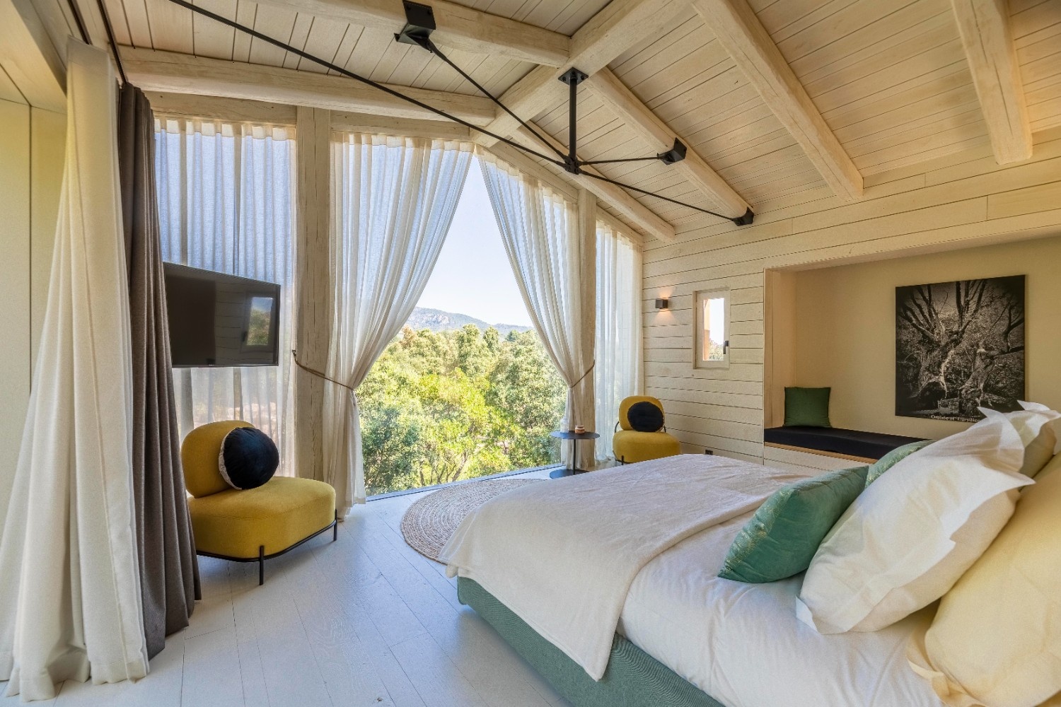Centauri — Cabane dans les arbres avec spa à Corse-du-Sud à Porto-Vecchio — salle de bain