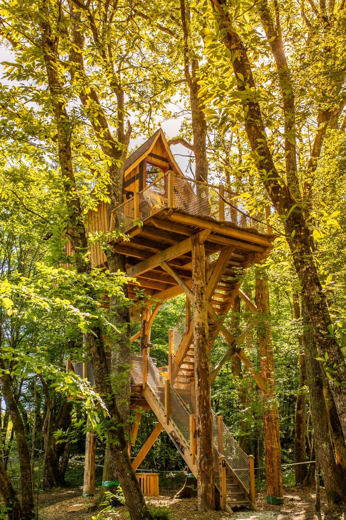 Cabane avec Spa "Cartoon" — Nuit perchée à 8m dans le Lot à Caniac-du-Causse — chambre
